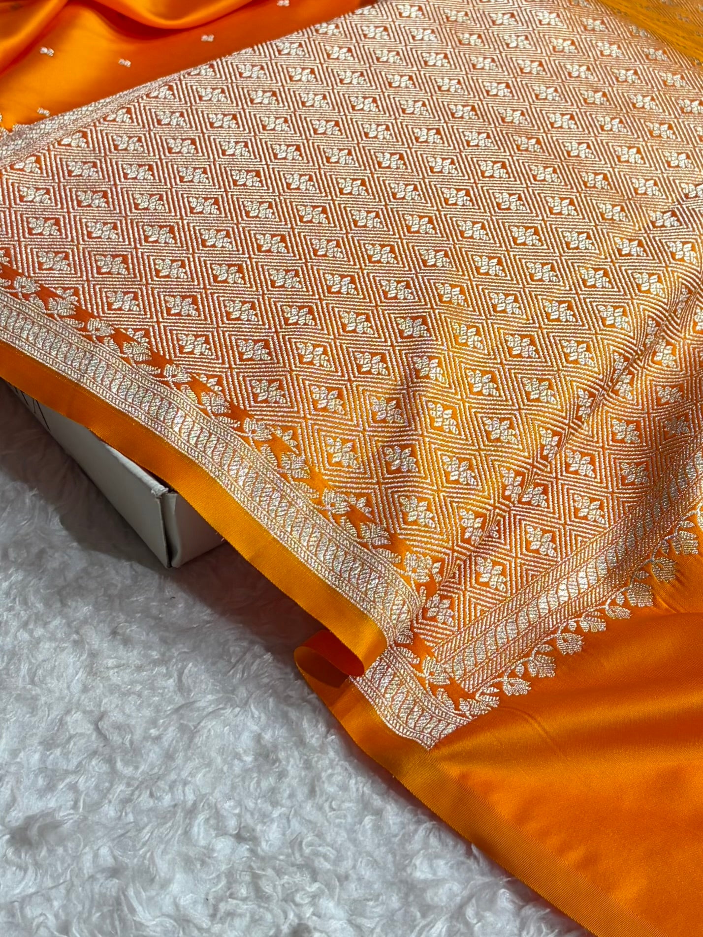 Fire Gold Shades Banarasi Boota Pattern Floral Mashru Silk Saree MSM-119