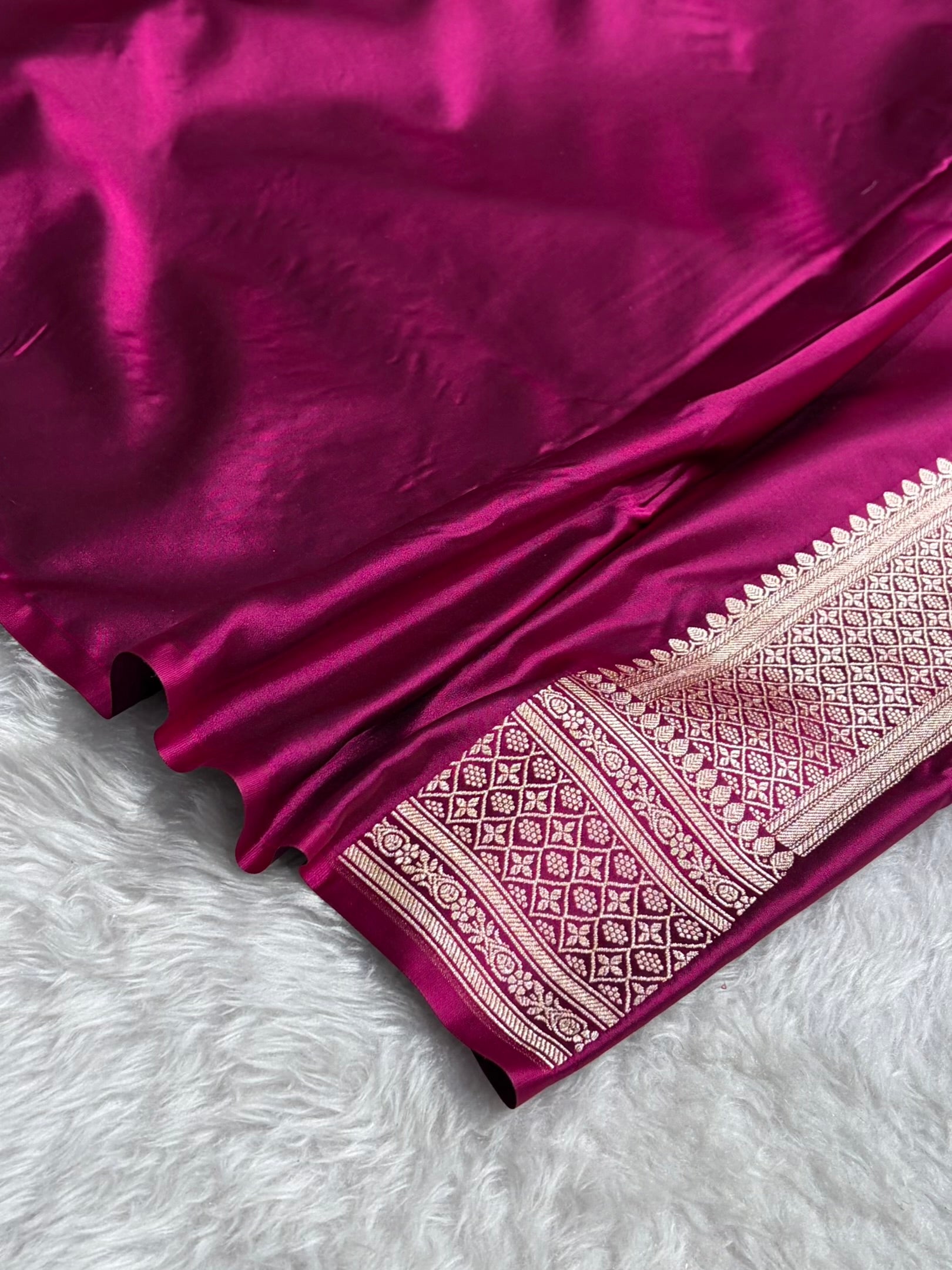 Banarasi Plain Wine Shades With Minakari Pallu Mashru Silk Saree MS82