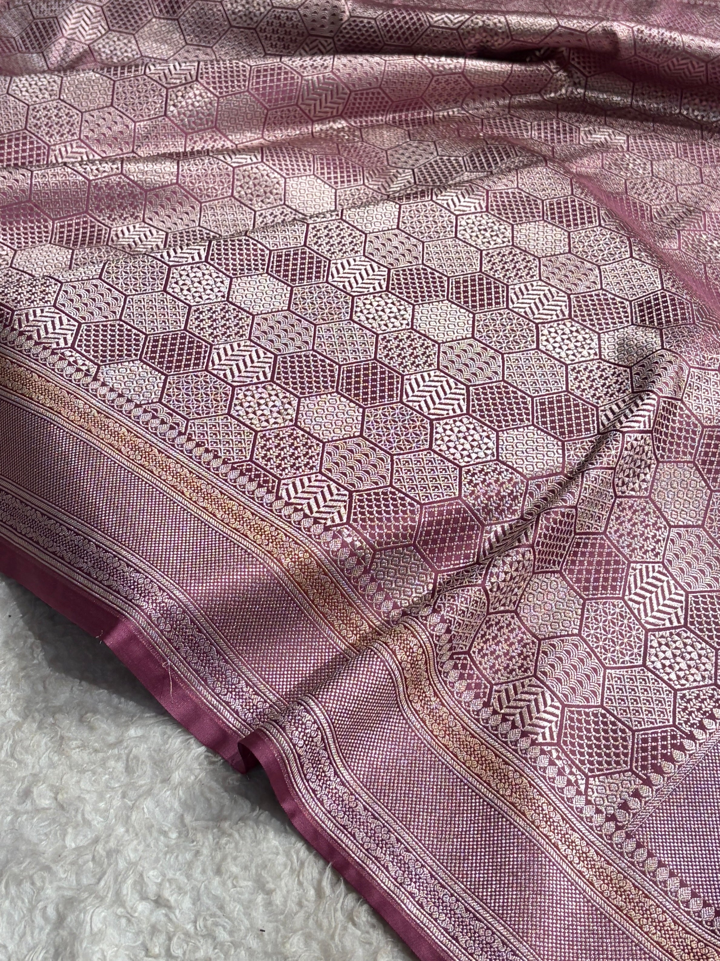 Mauve Shades Minakari Brocade Mashru Silk Saree MS85