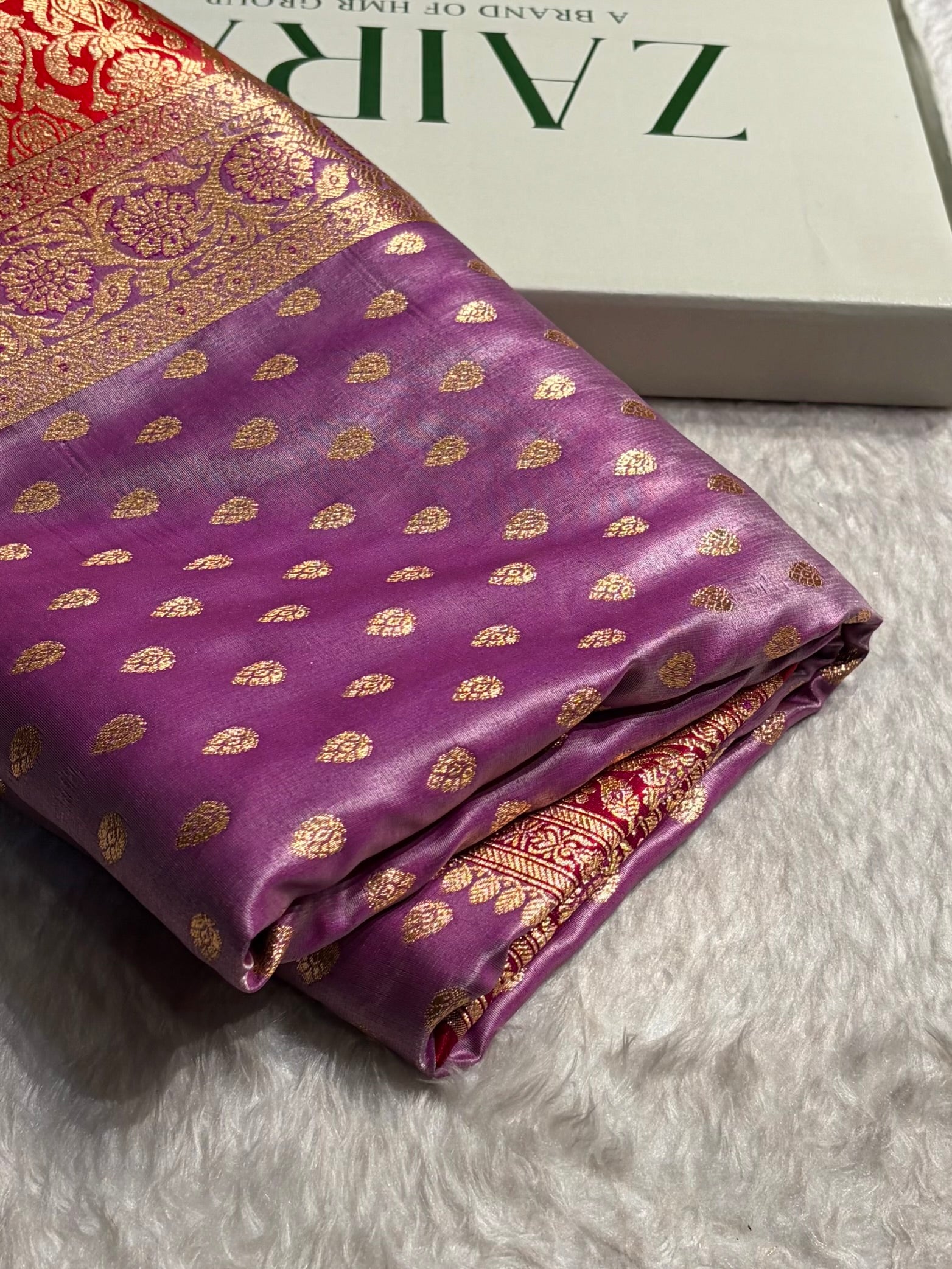 Banarasi Contrast Satin Silk Booti in Lavender With Red Shades SS01