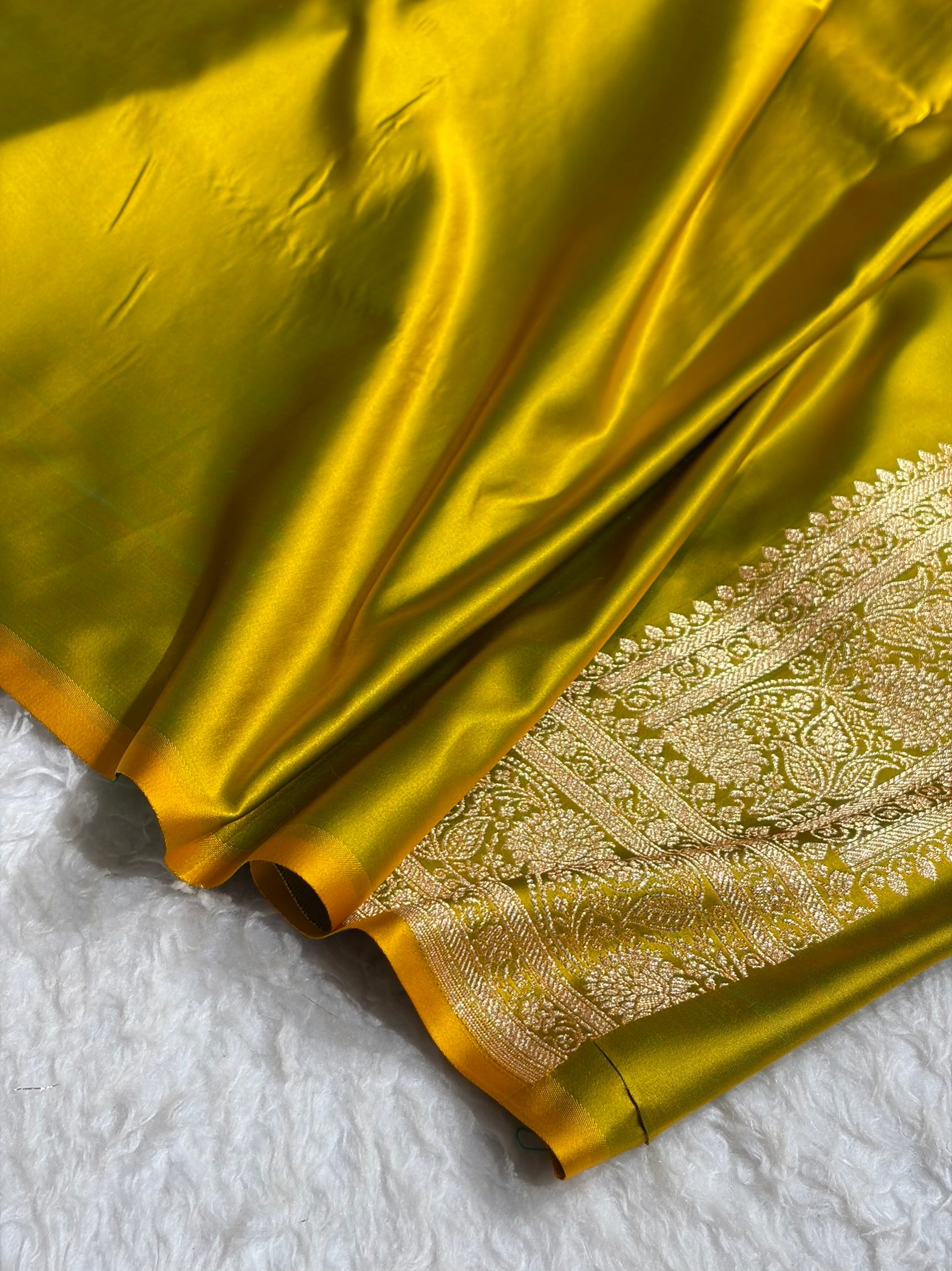 Banarasi Satin Katan Saree With Jaal Pattern in Liril Mehendi Shades SK121