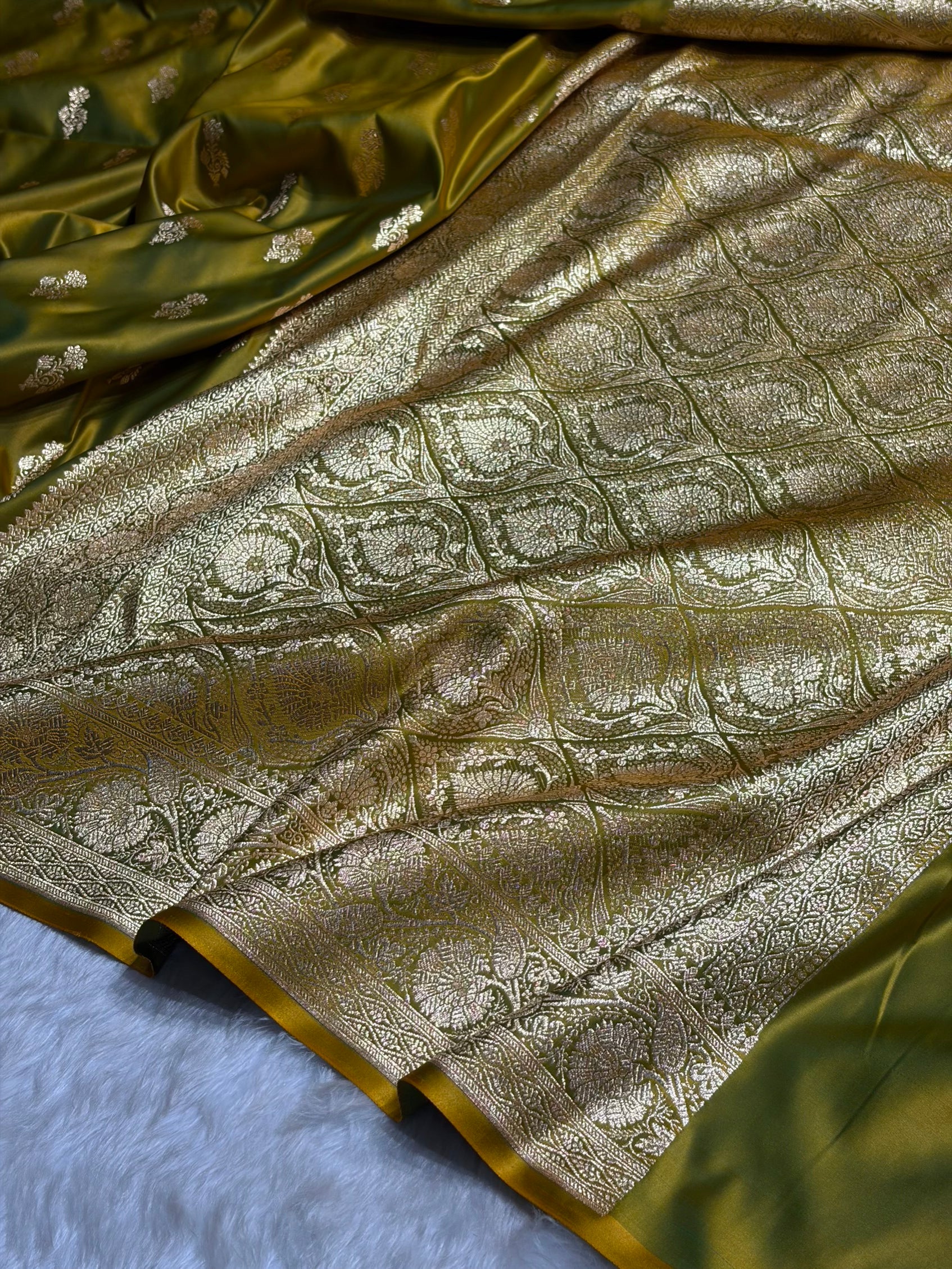 Liril Green Unique Boota Pattern Satin Katan Silk Saree SK68