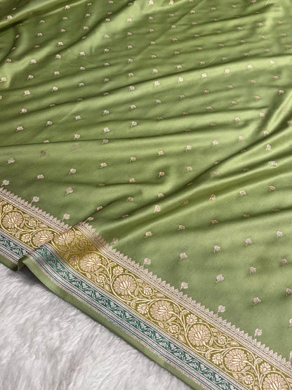 Pista Shades With Contrast Border Booti Mashru Silk Saree MS78