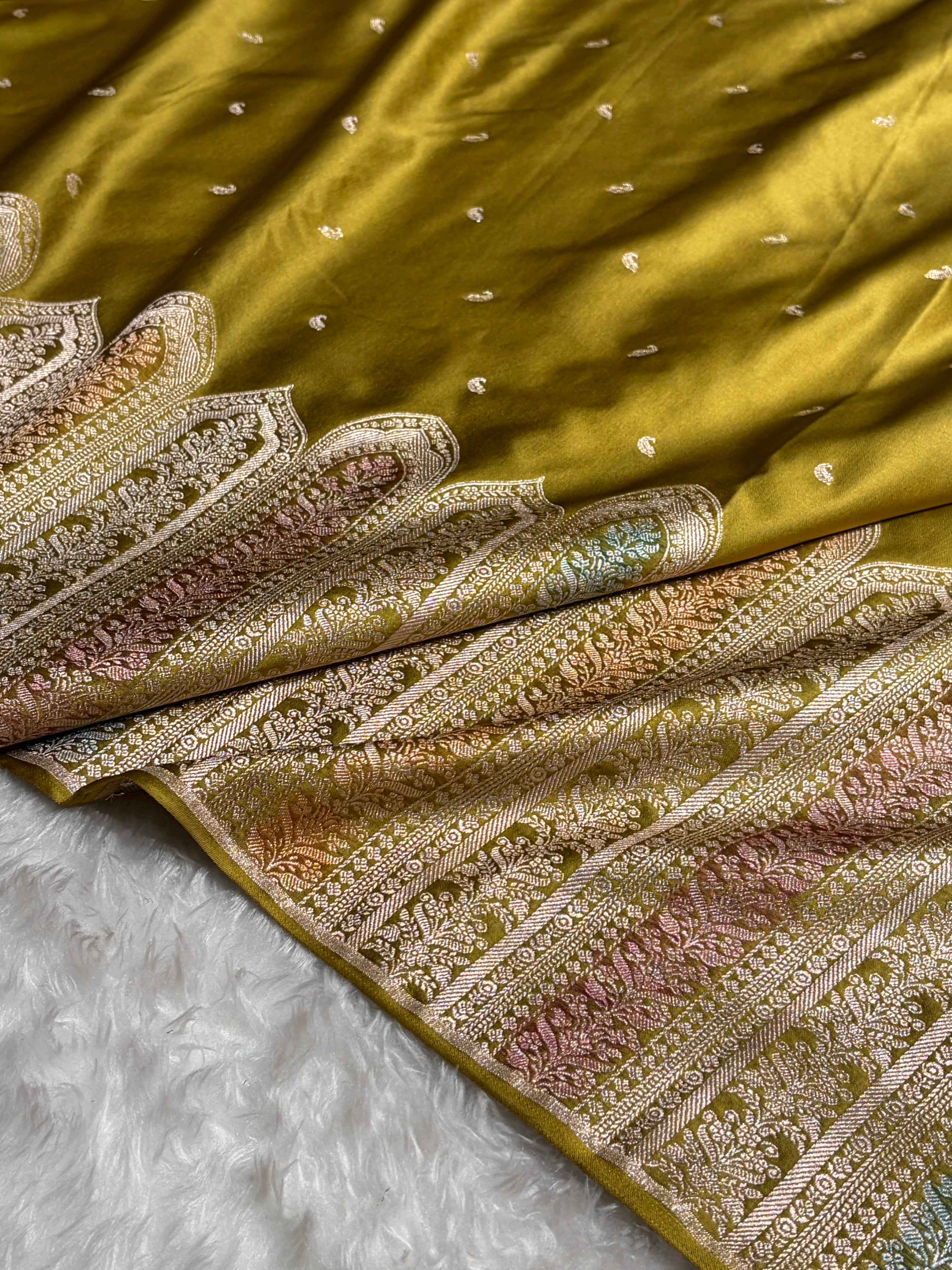 Skirt Border Menendi Minakari Mashru Silk Saree MS13