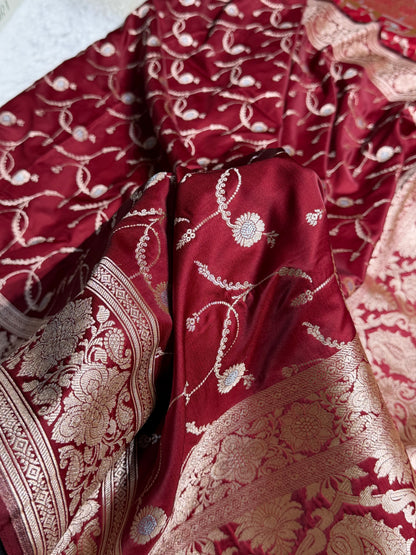 Maroon Shades Banarasi Jaal Pattern Floral Minakari Mashru Silk Saree MSM-103