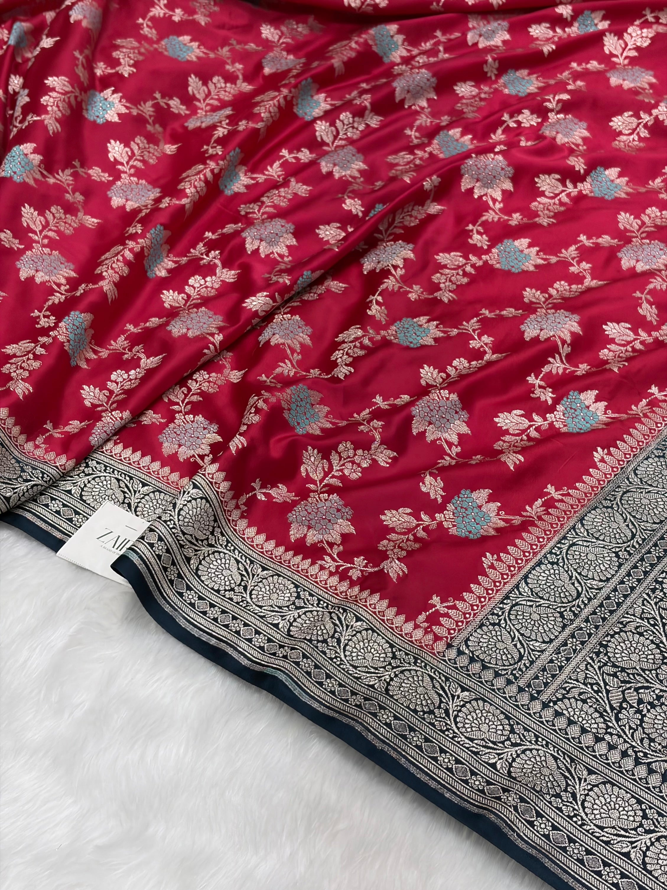 Contrast Ruby Pink Shades With Minakari Jaal Pattern Mashru Silk Saree MS57