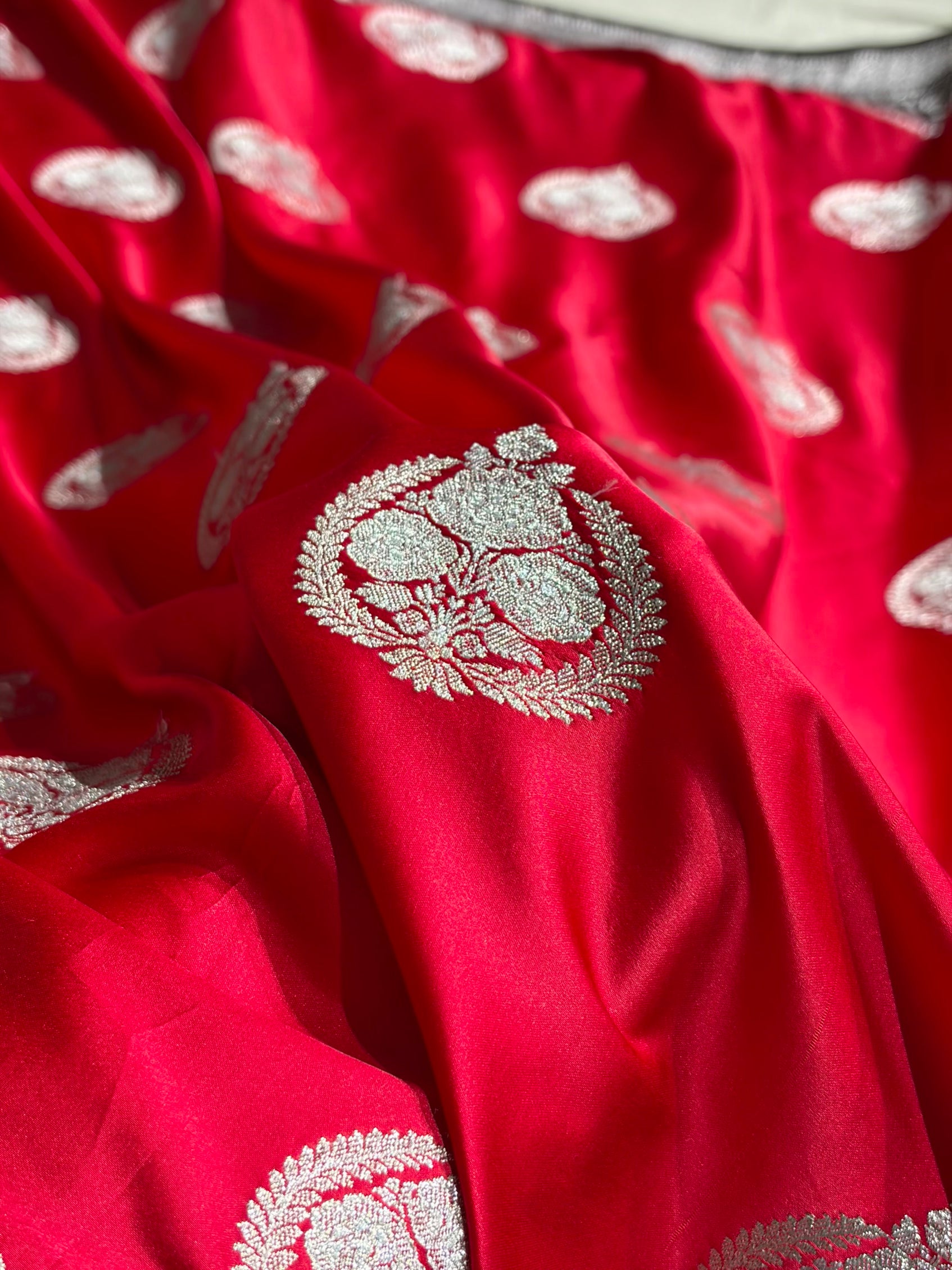 Contrast Red With Wine Minakari Boota Mashru Silk Saree MS35