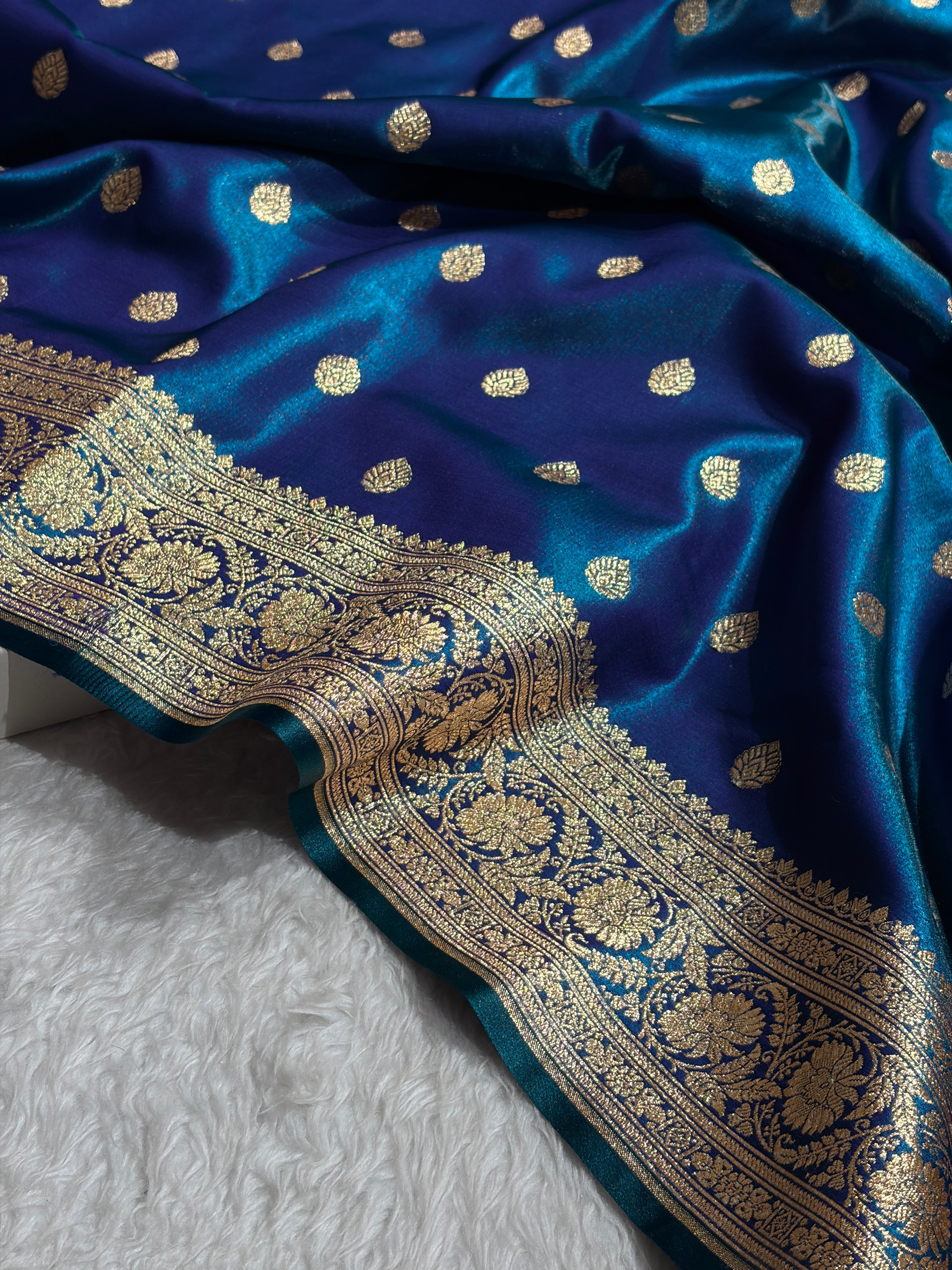 Peacock Shades Boota Pattern Banarasi Satin Silk Saree
