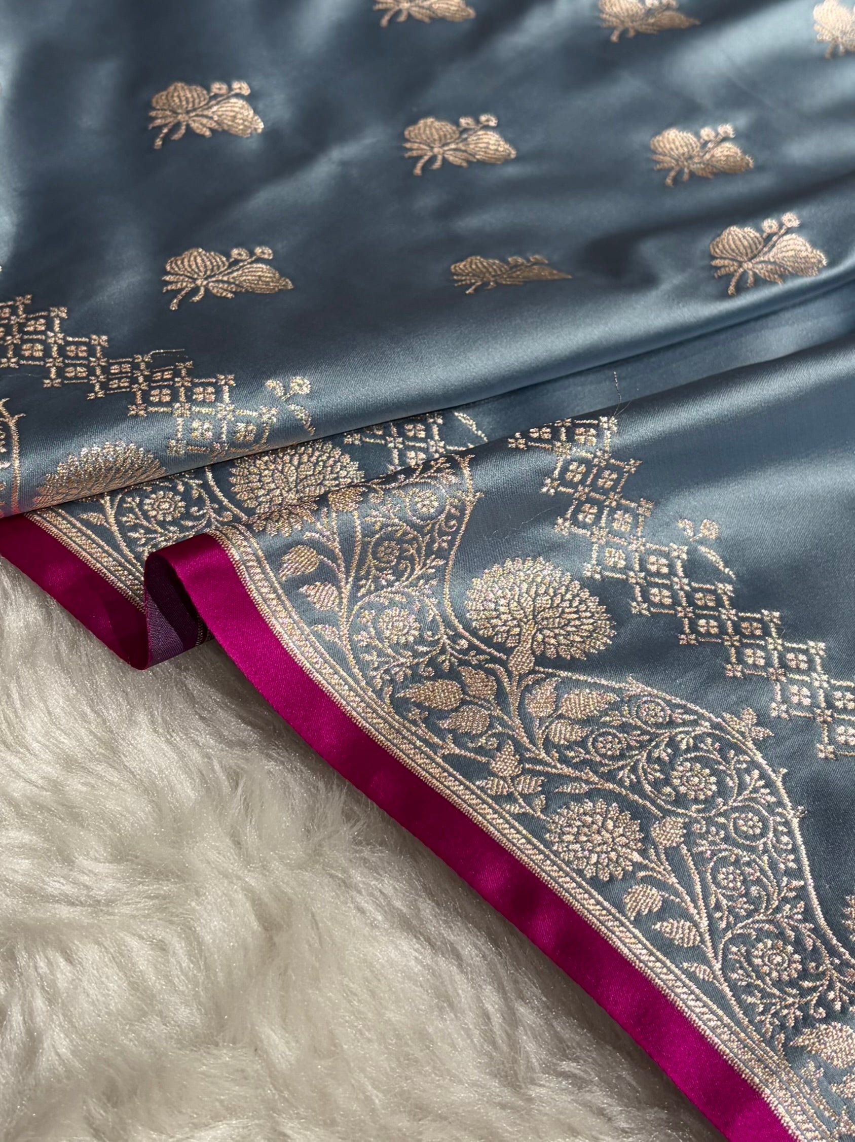 Turquoise Shades Banarasi Boota Pattern Floral Mashru Silk Saree MSM-115