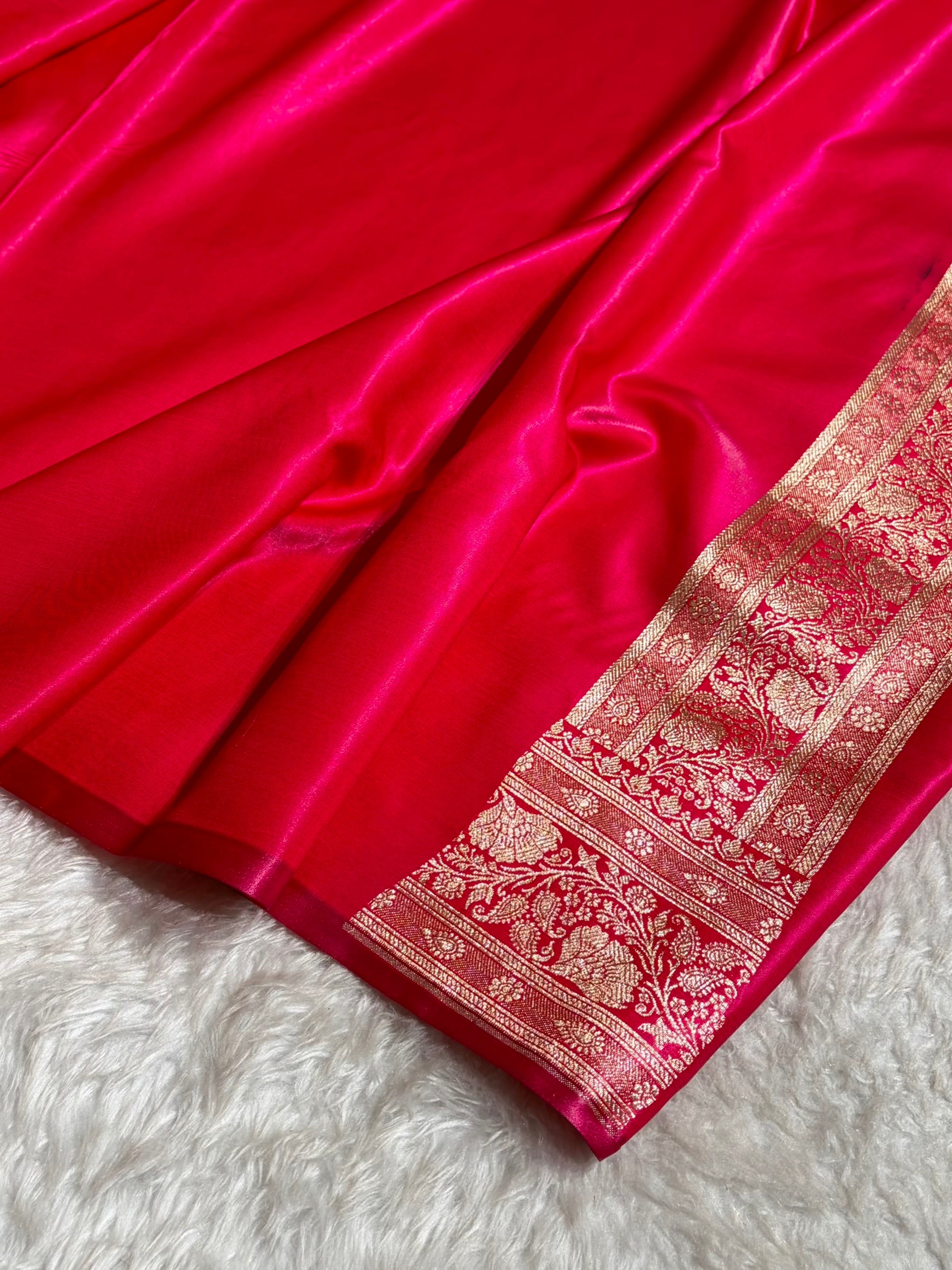 Rani Shades Jaal Pattern Banarasi Satin Silk Saree SS48