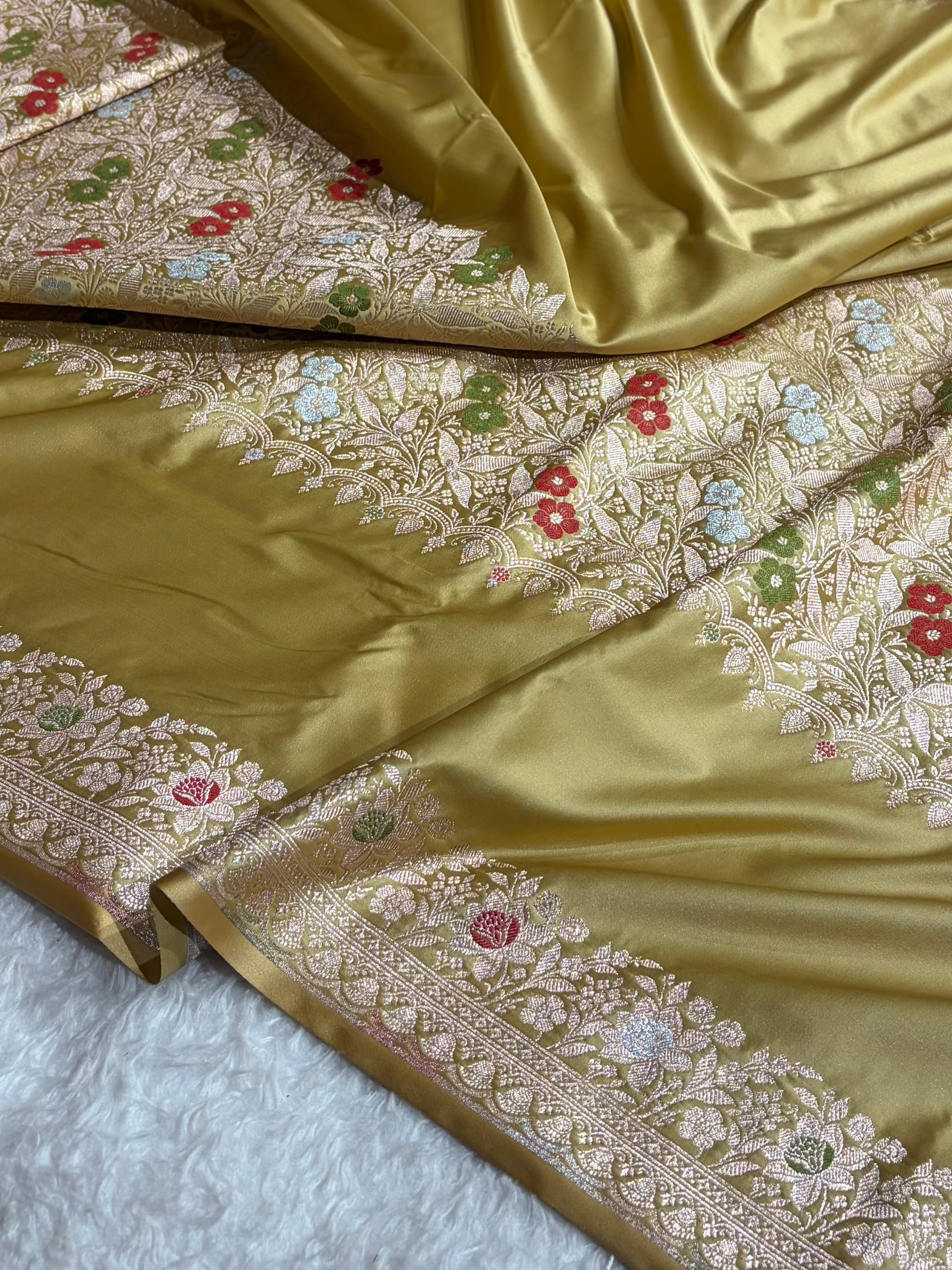 Tusser Shades Banarasi Minakari Boota Skirt Pattern Floral Mashru Silk Saree MSM-116