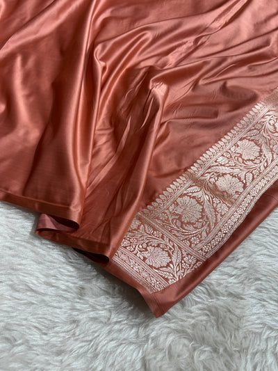 Peach Shades Banarasi With Floral Jaal Pattern Mashru Silk Saree MSM-132