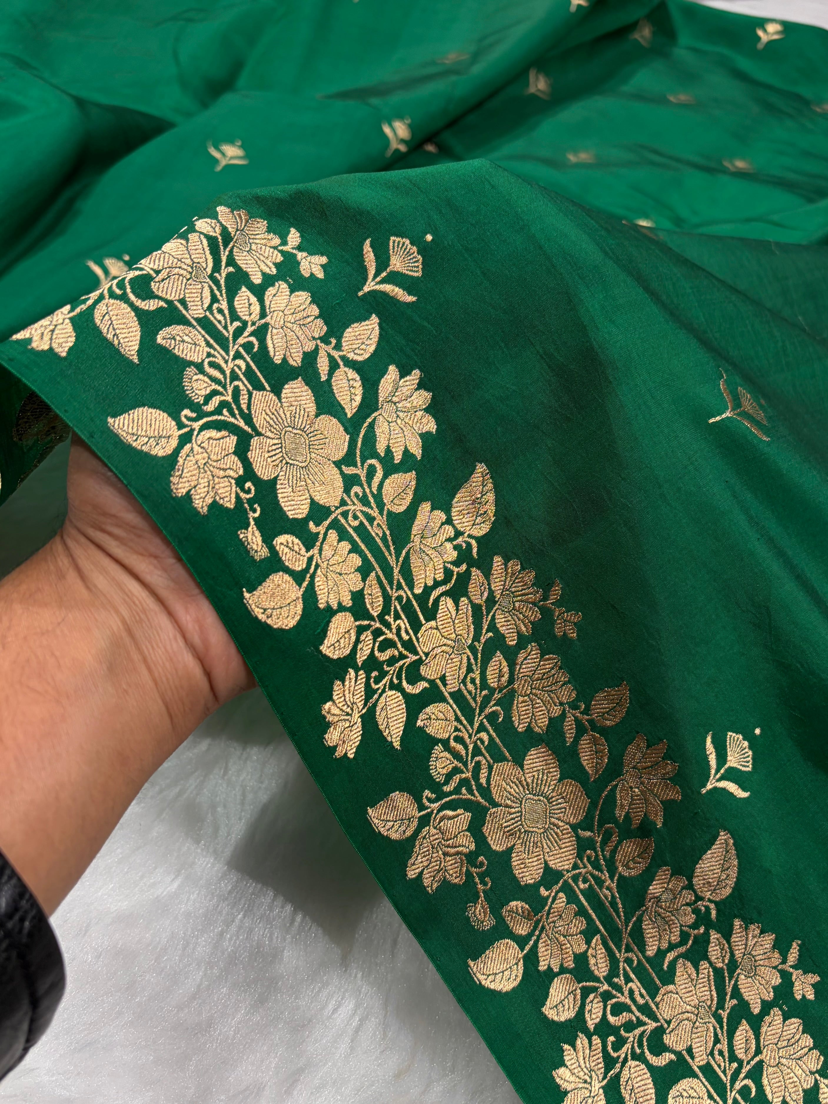 Banarasi Bottle Green Shades Boota Handwoven Pure Paper Silk RM-80