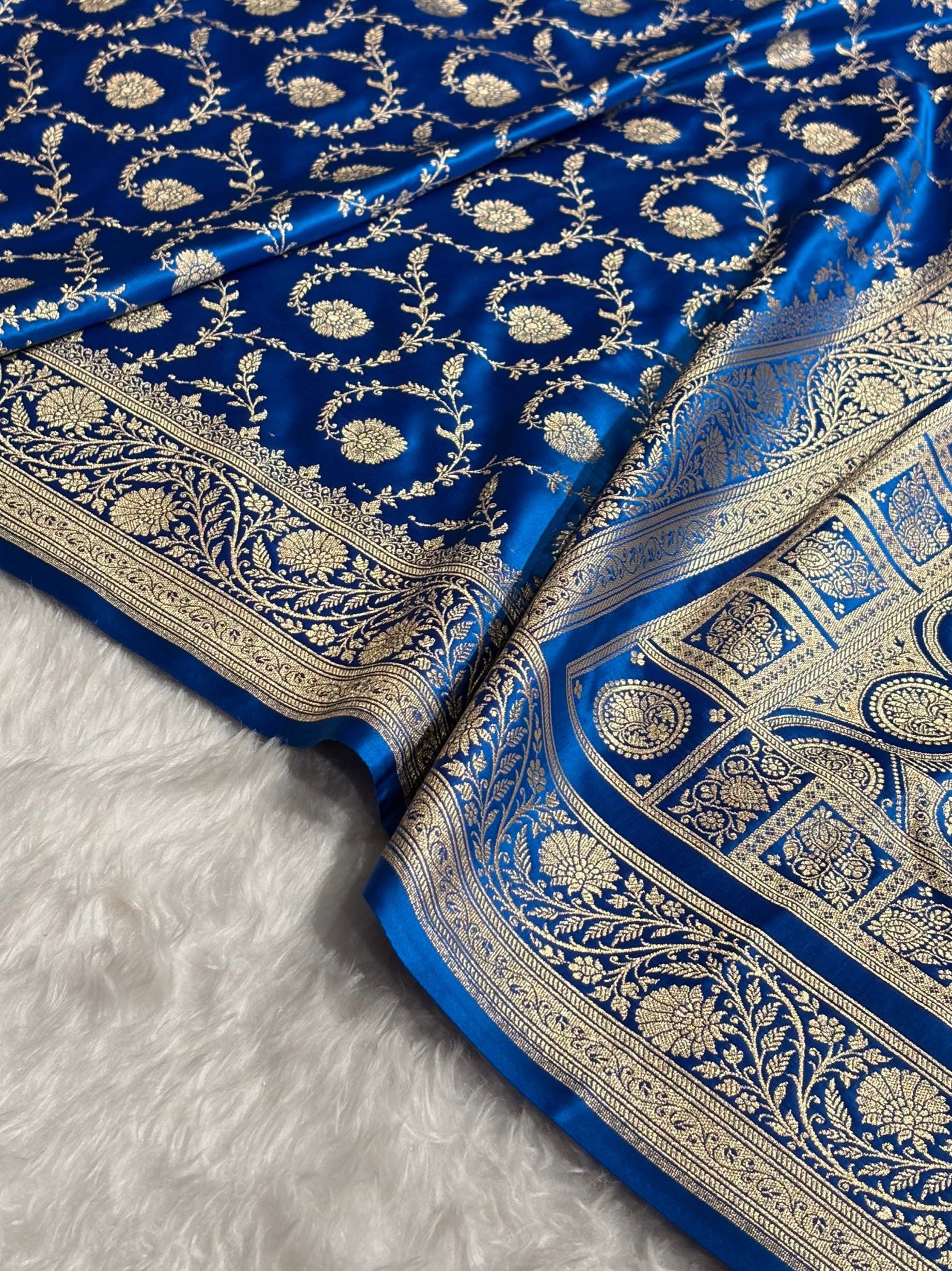 Banarasi Satin Katan Saree With Boota in Firozi Shades SK118