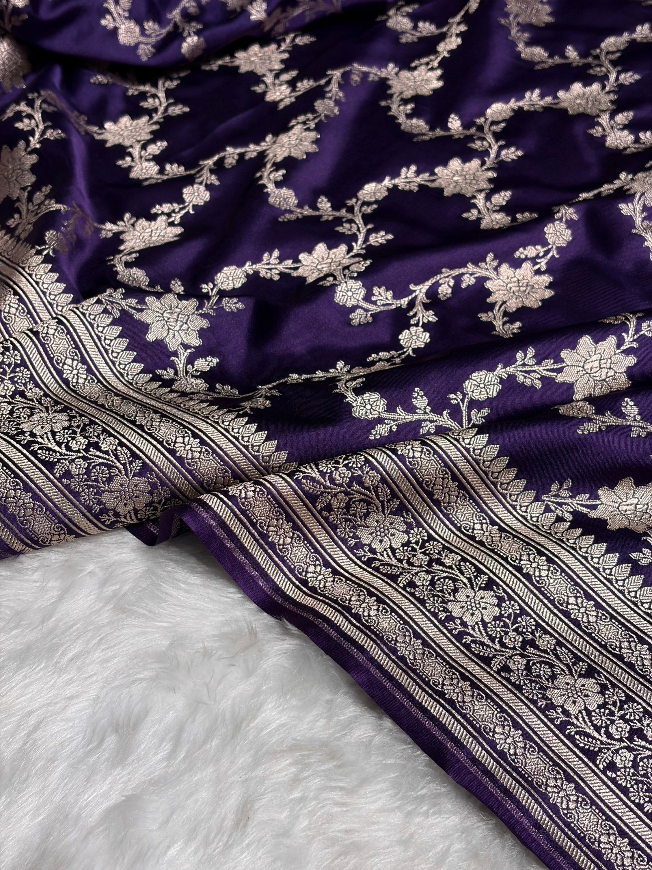 Purple Shades Jaal Pattern Floral Jaal Mashru Silk Saree MS07