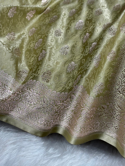 Dark Pista Shades Tanchoi Motif Mashru Silk Saree MST-10