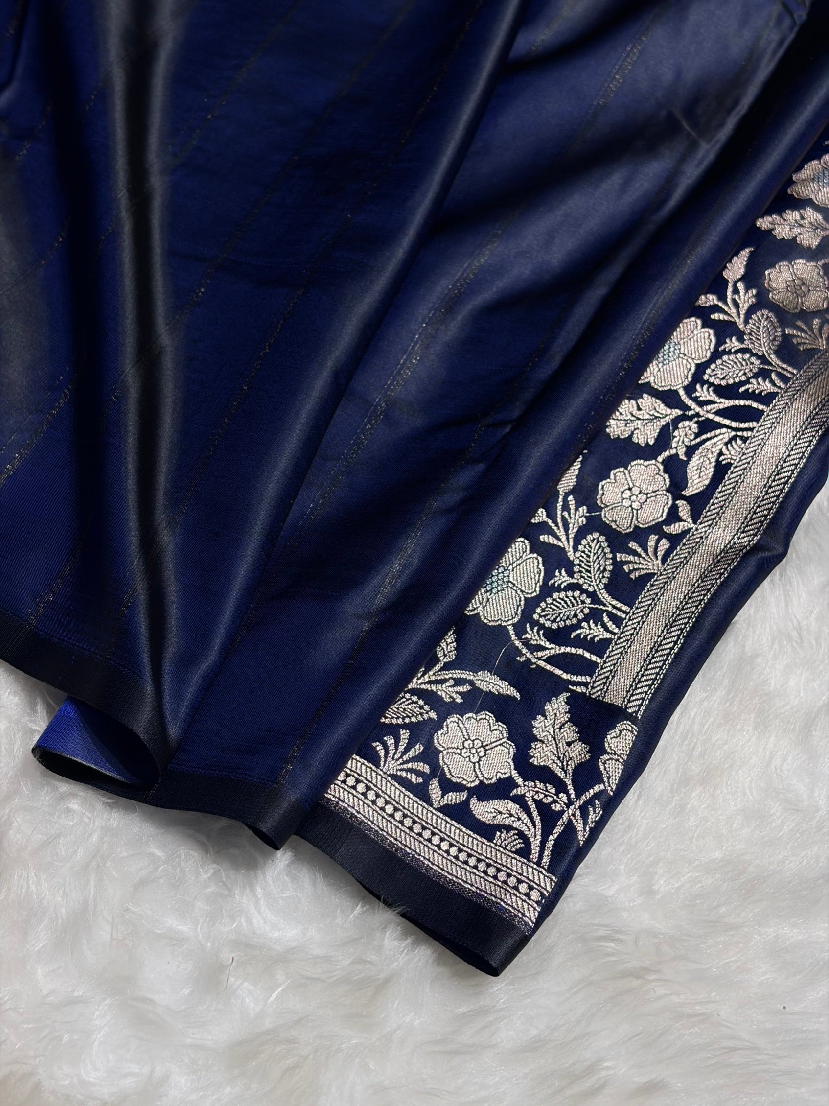 Navy Blue Boota With Floral Border Mashru Silk Saree MSM-85