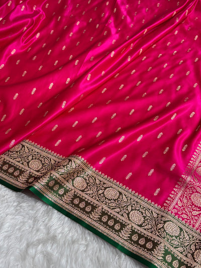 Contrast Rani / Green Floral Booti Banarasi Satin Katan Silk Saree SK14