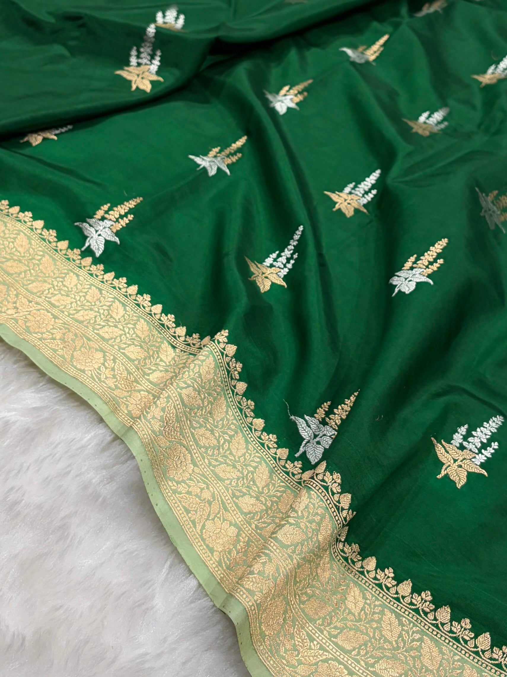 Bottle Green With Pista Contrast Shades Meena Boota Handwoven Pure Katan Paper Silk RM-36