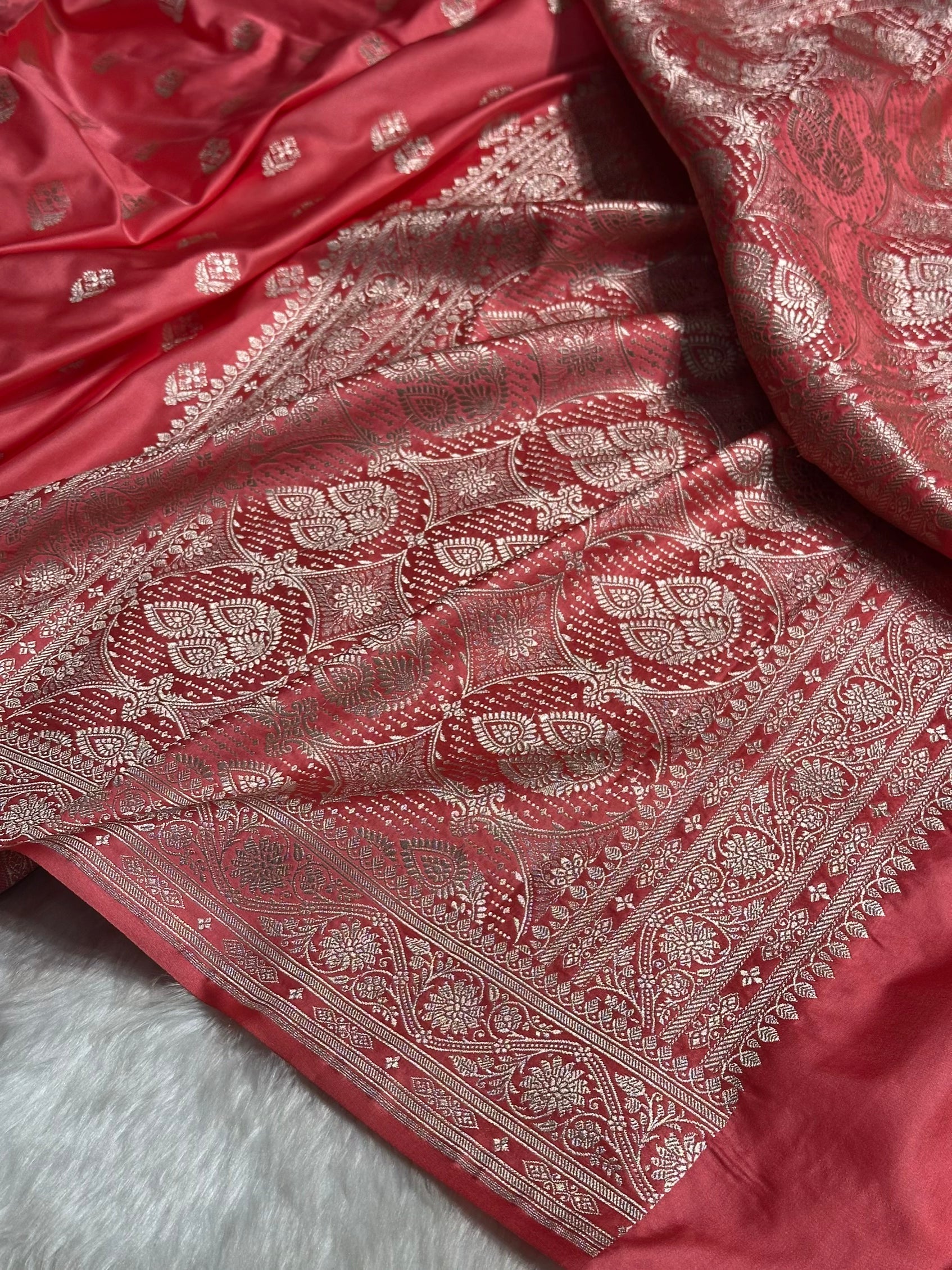 Peach Shades Floral Border Boota Mashru Silk Saree MS66