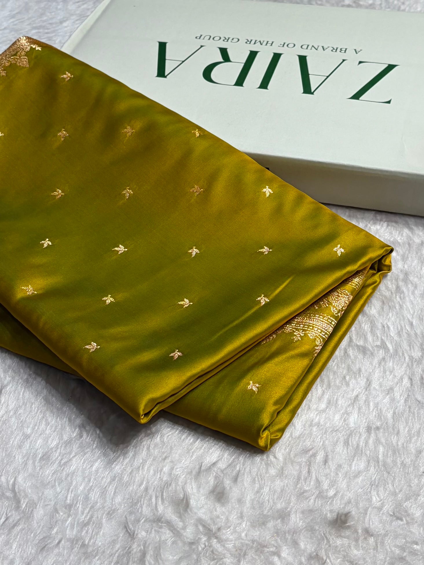 Liril Mehendi Shades Banarasi Booti Katan Silk Saree SKM17