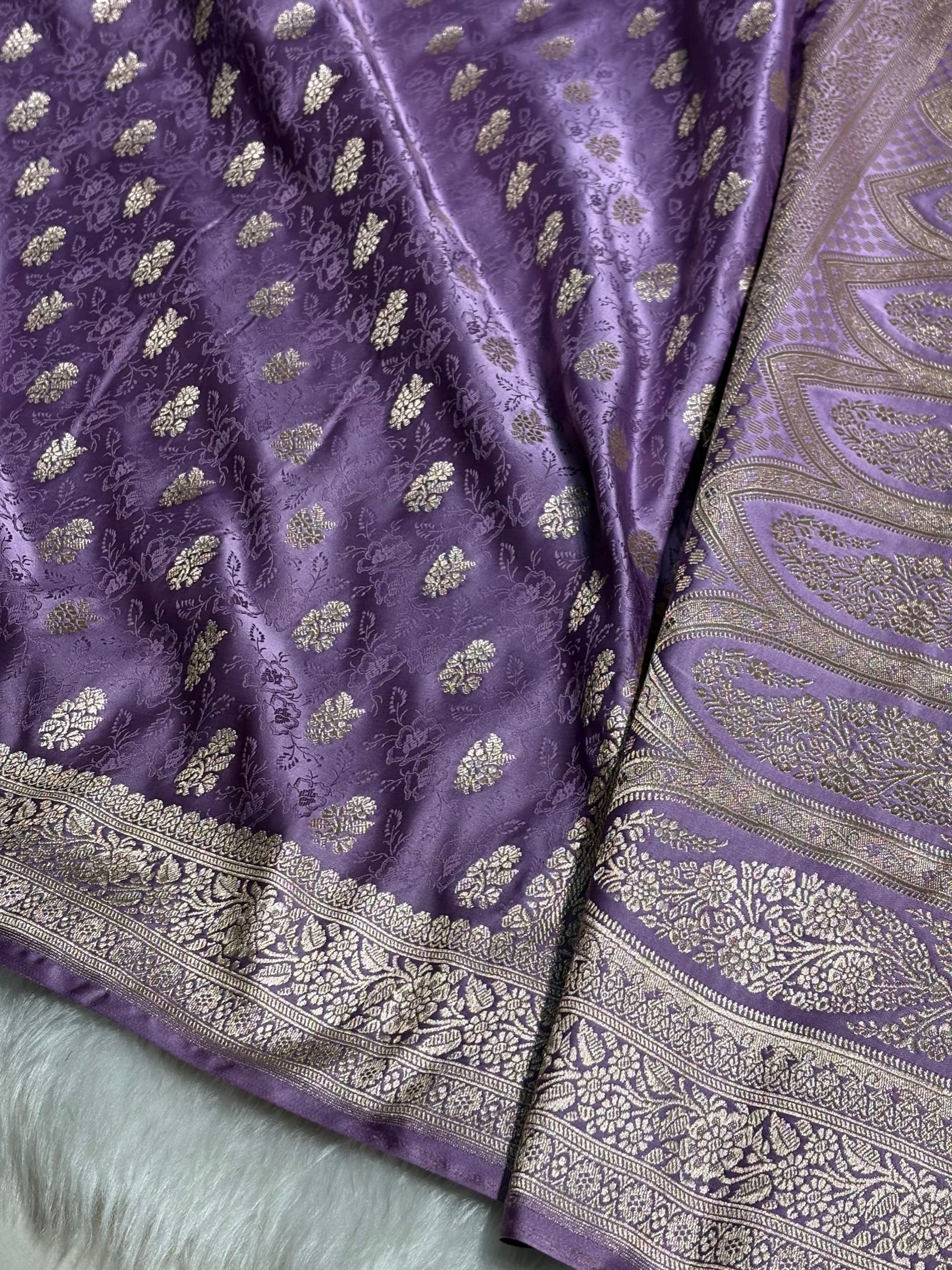 Lavender Shades Tanchoi Motif Mashru Silk Saree MST-10