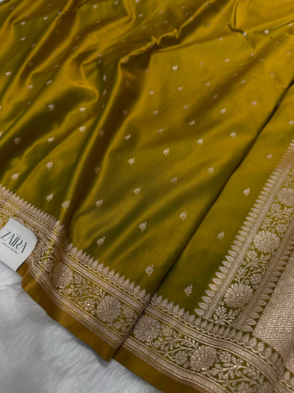 Mehendi Green shades Mashru Silk Saree for Festive Seasons