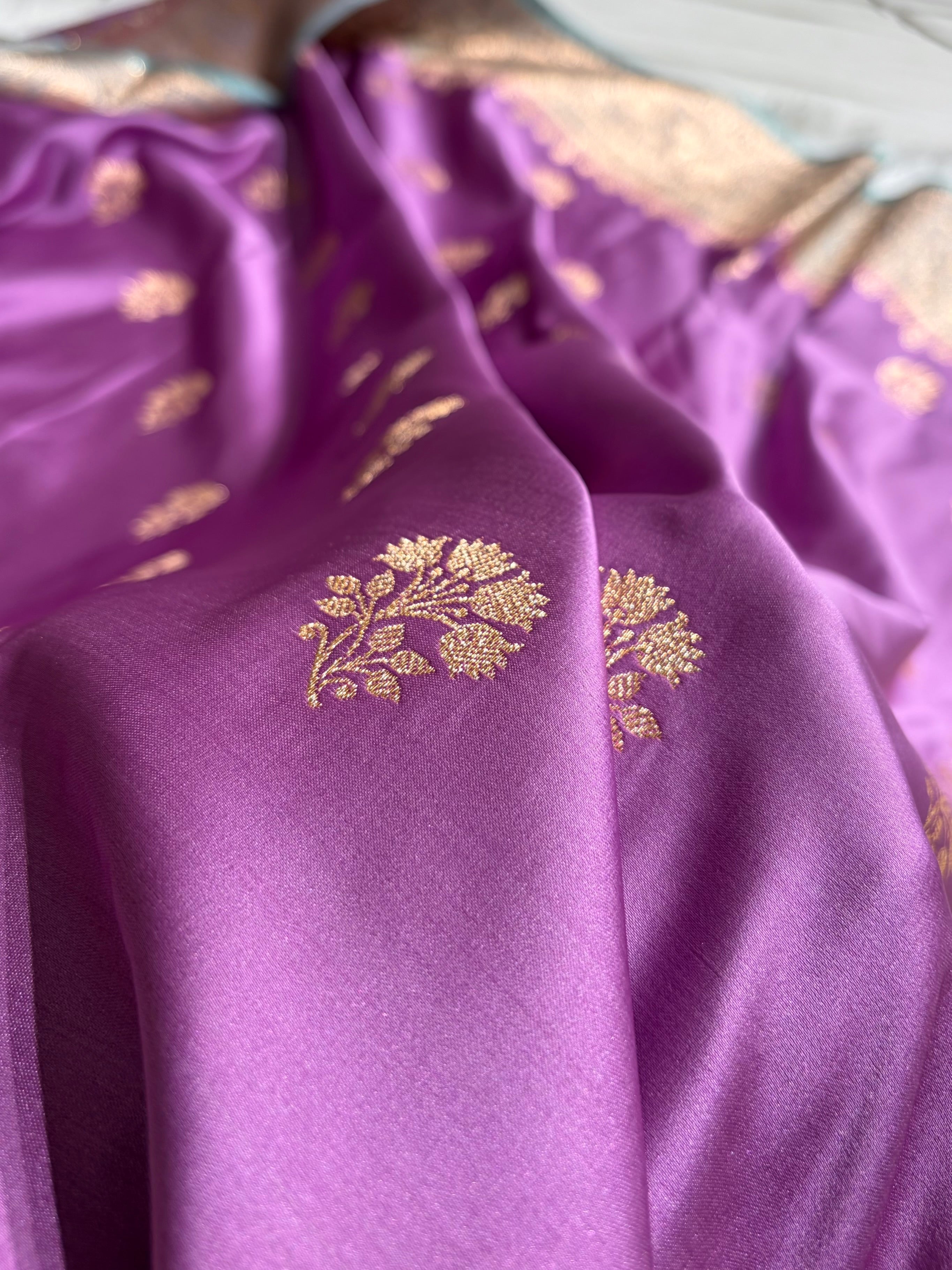 Lavender- Sea Green Banarasi Boota Katan Silk Saree SKM29