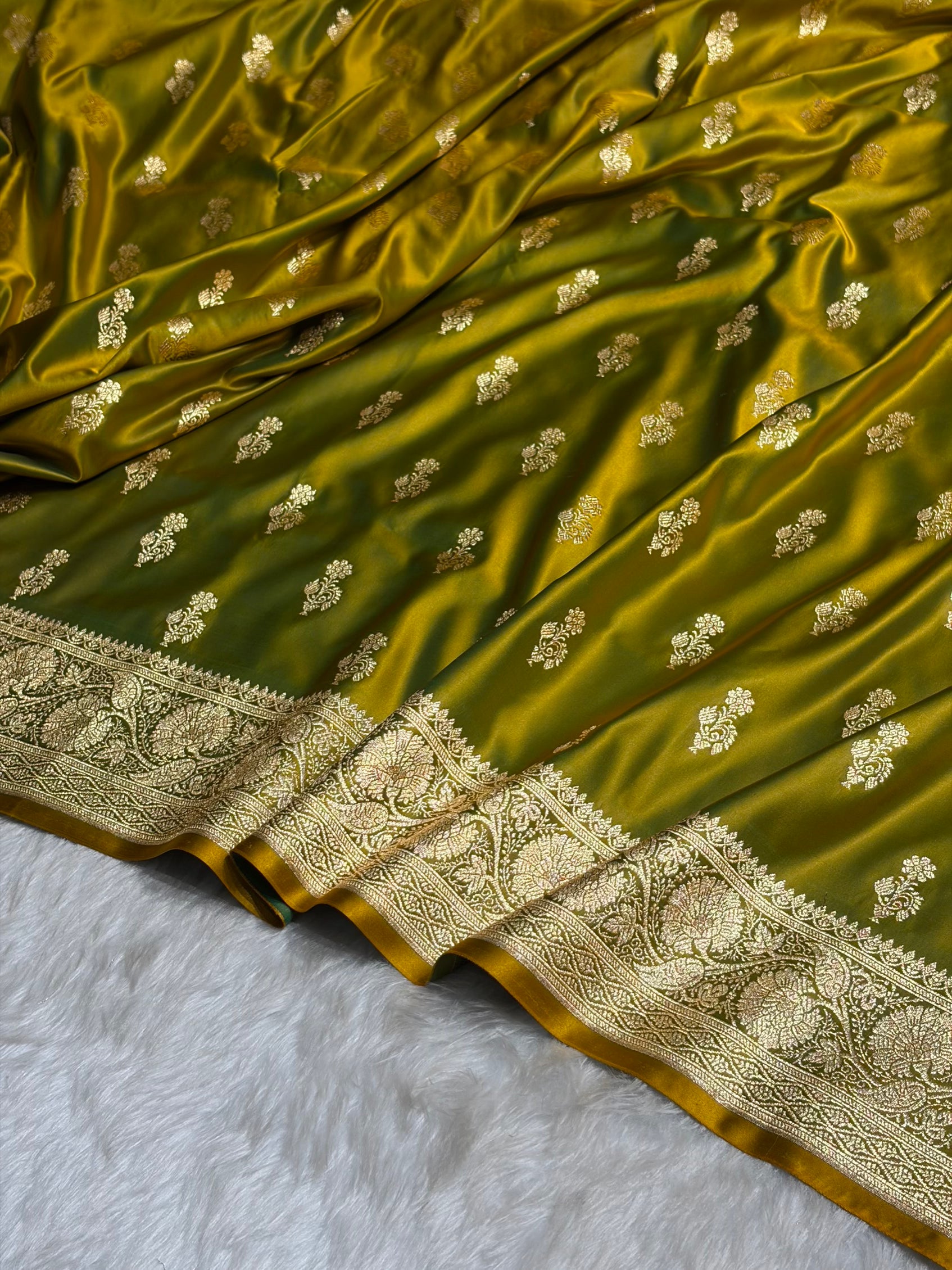 Liril Green Unique Boota Pattern Satin Katan Silk Saree SK68
