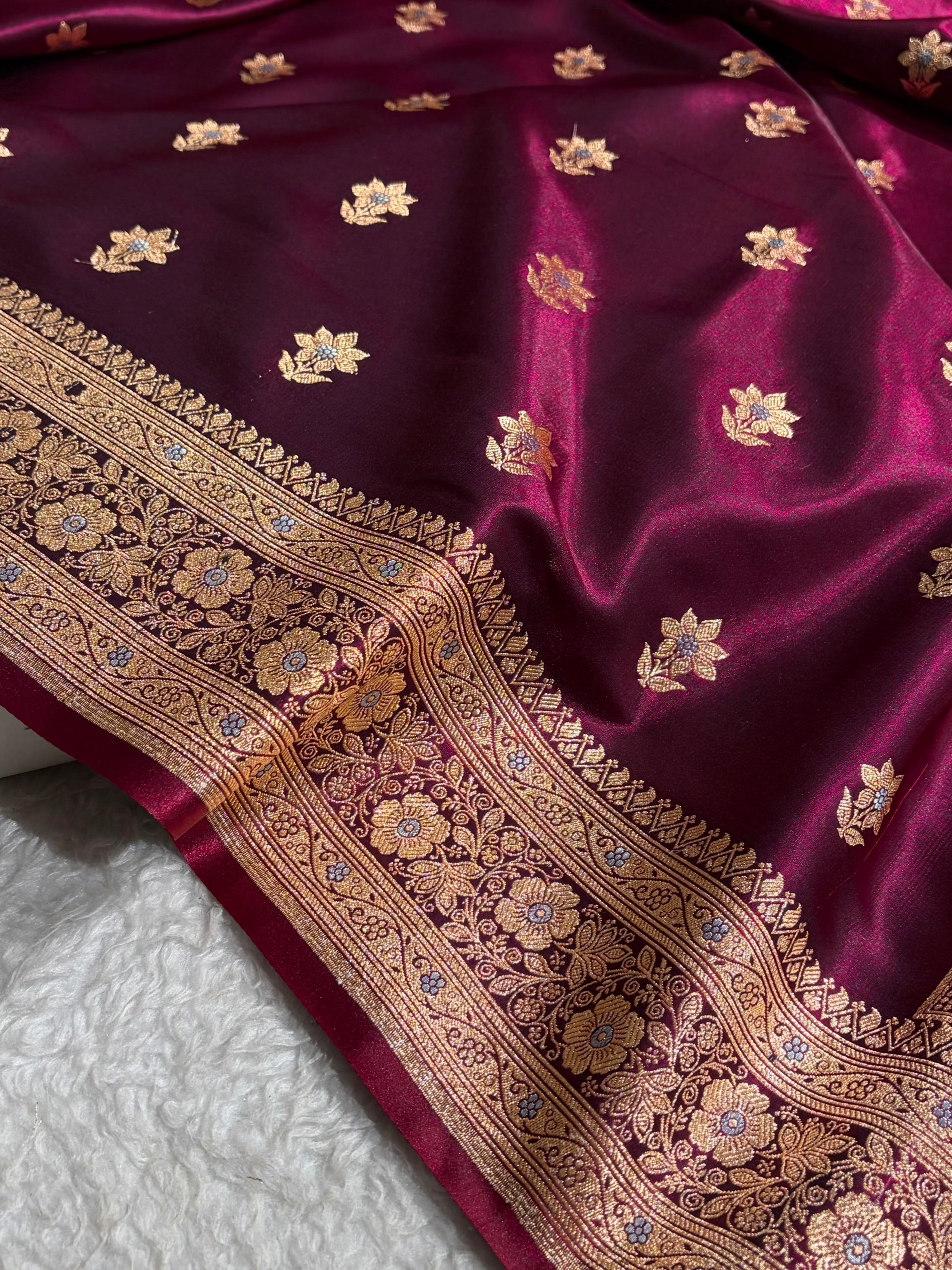 Wine Shades Minakari Boota Pattern Banarasi Satin Silk Saree SS44