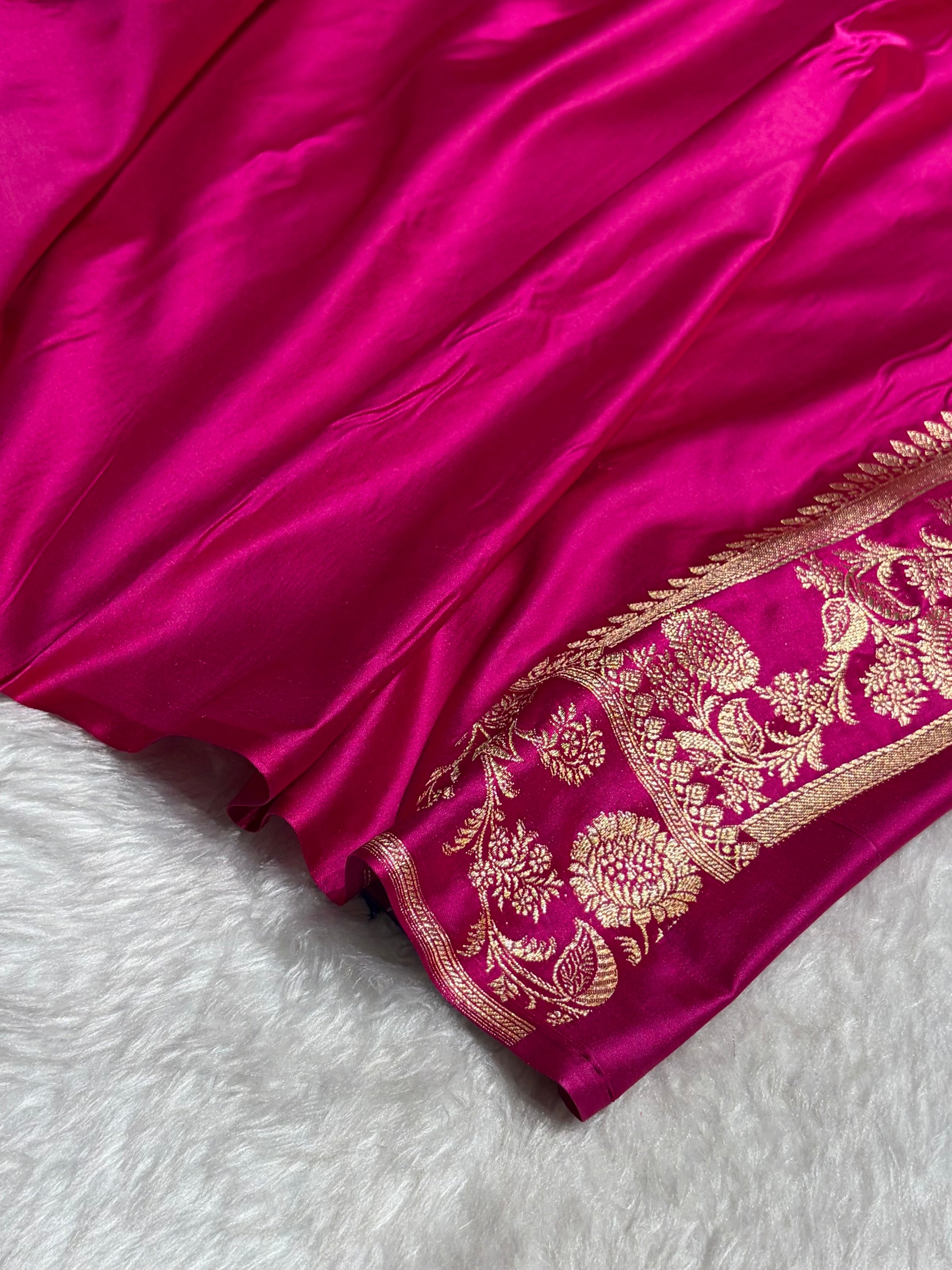 Rani Shades Floral Pattern Satin Katan Silk Saree SK77