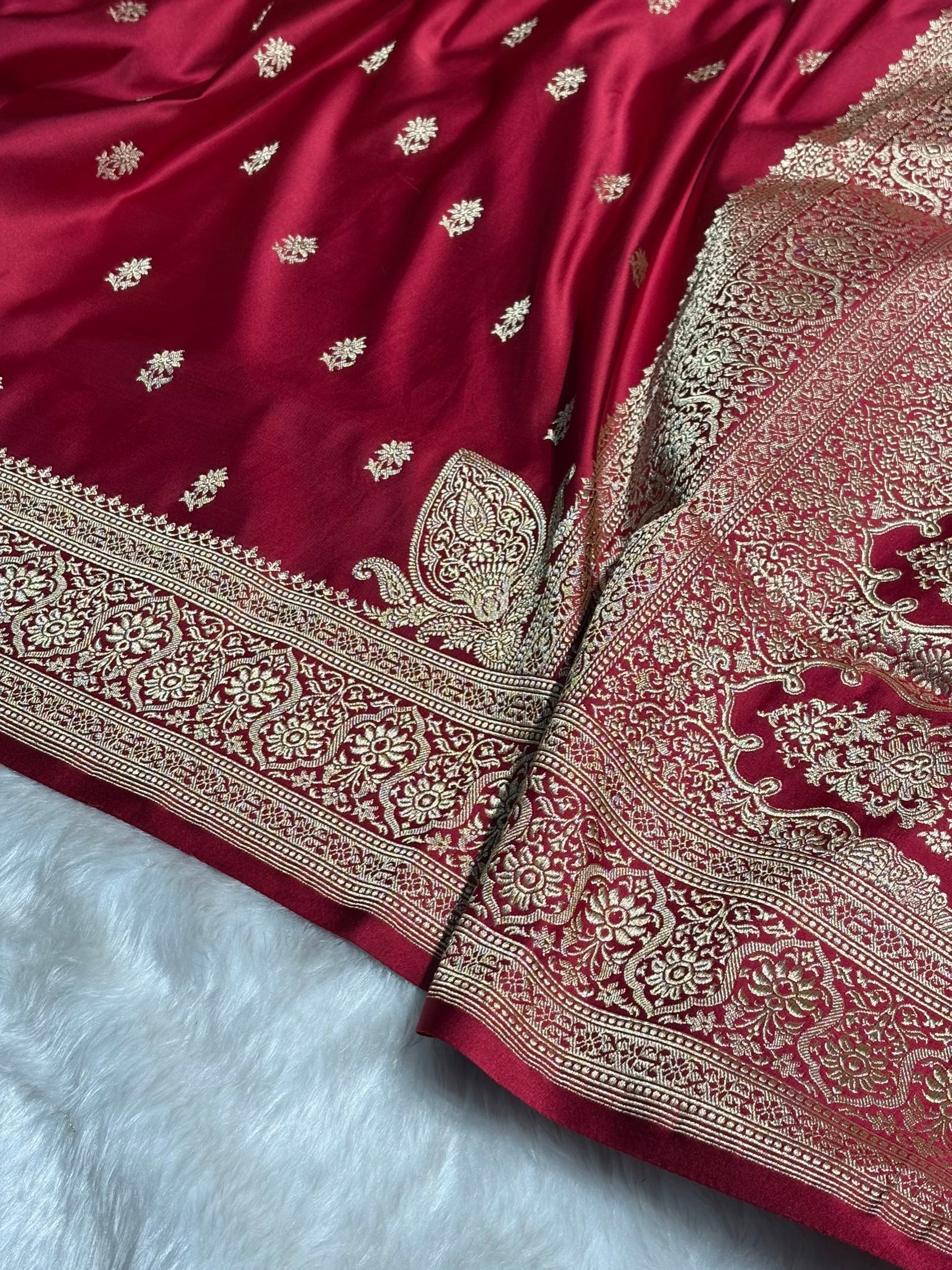 Maroon Floral Booti Katan Silk Saree SK62