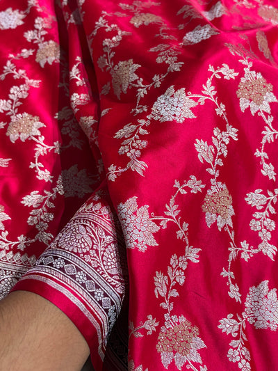 Red Shades Contrast Border With Minakari Floral Jaal Mashru Silk Saree