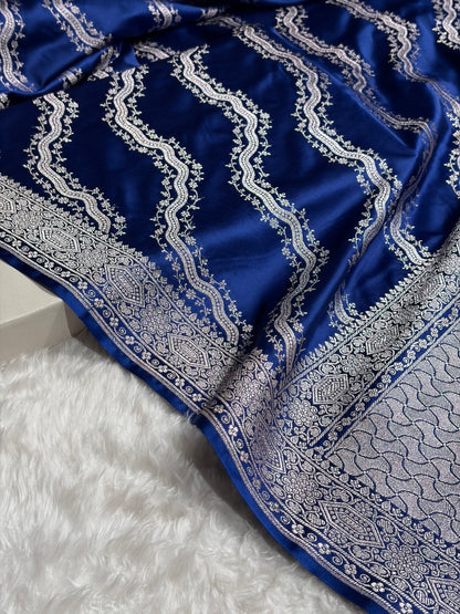 Banarasi Cross Pattern in Royal Blue Shades Floral Mashru Silk Saree MS93