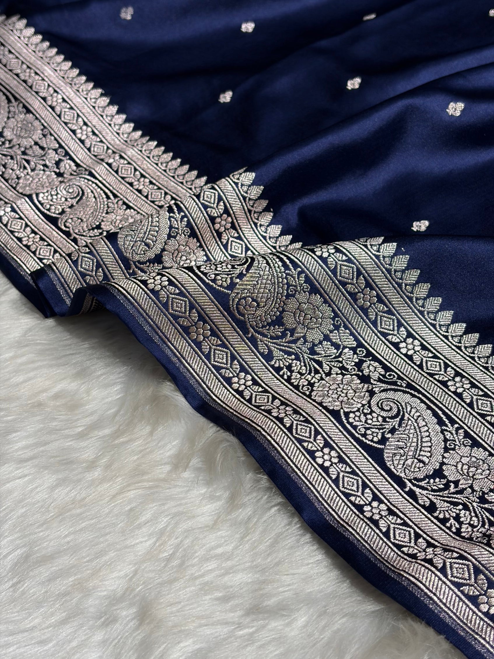 Navy Blue Shades Booti Mashru Silk Saree MS64