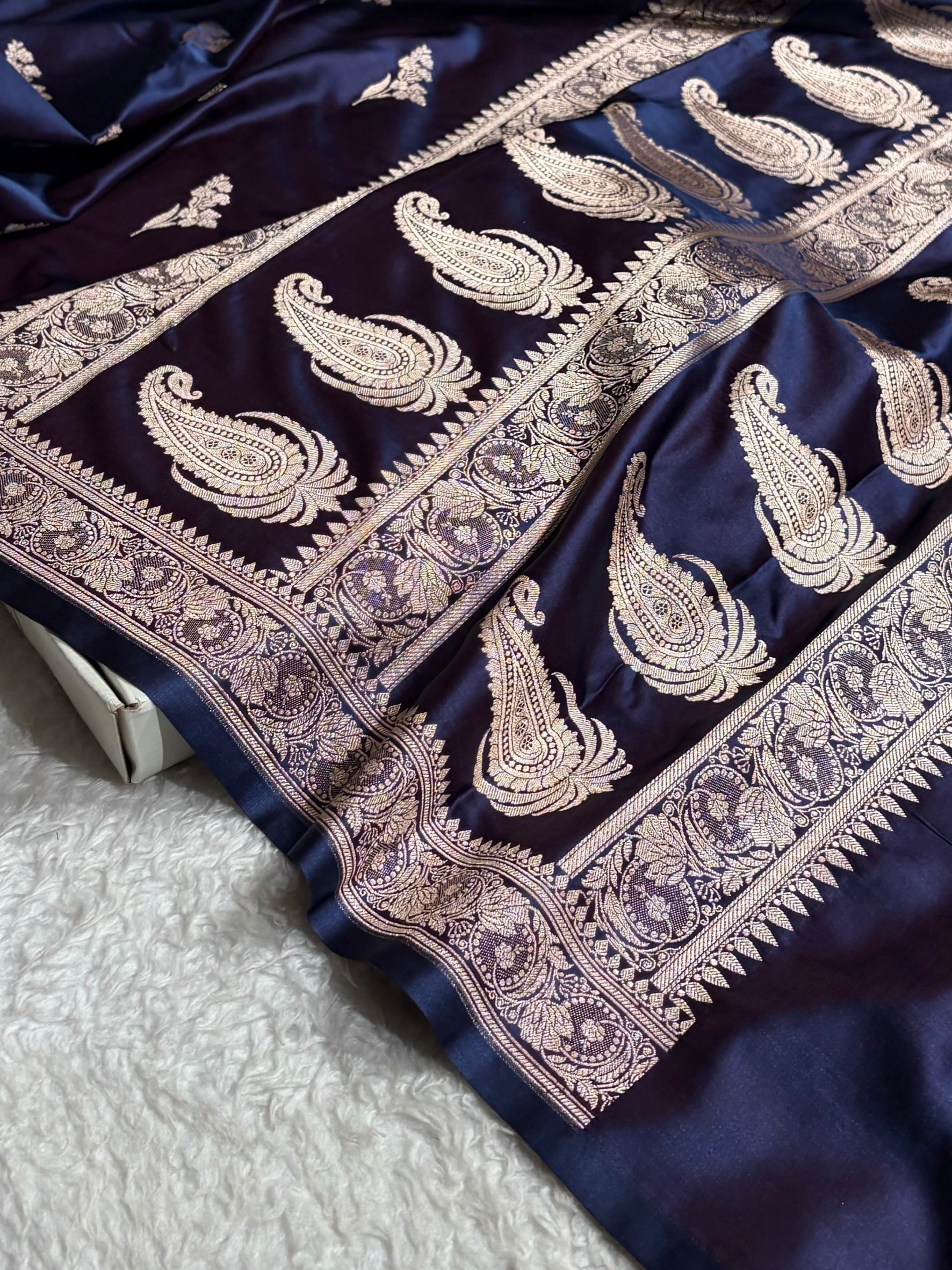 Cross Navy Boota With Floral Border Mashru Silk Saree MSM-97