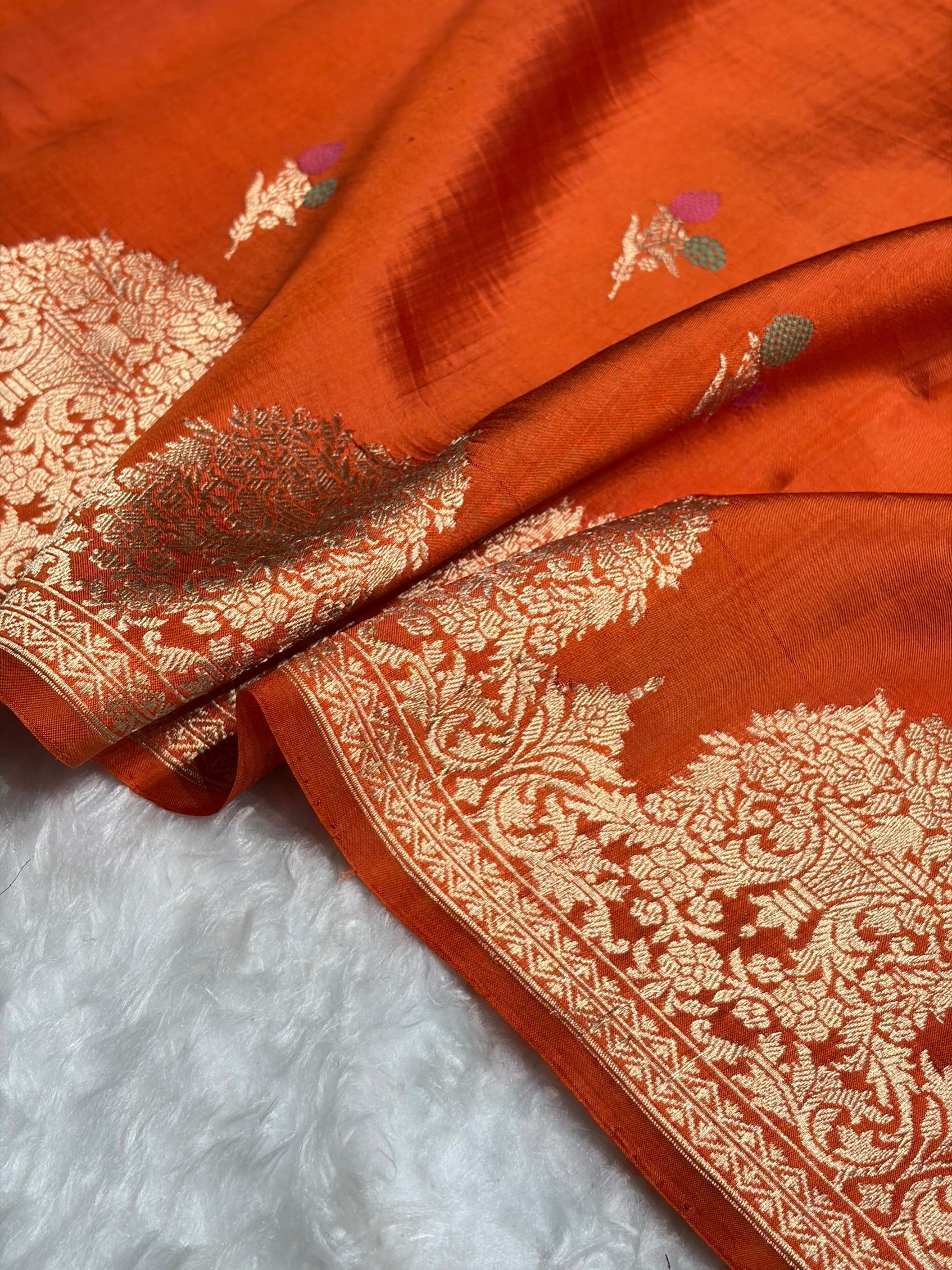 Orange Shades Minakari Handwoven Pure Raw Mango Silk RM-54