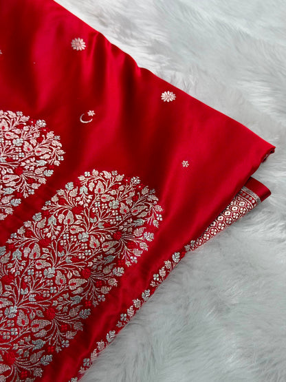 Red Shades Banarasi With Floral Minakari Pattern Mashru Silk Saree MSM-131