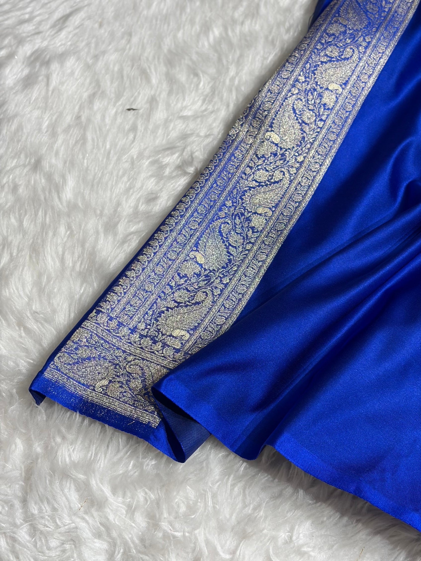 Banarasi Cross Royal Blue Shades Satin Tissue Silk Saree In Booti motif ST01