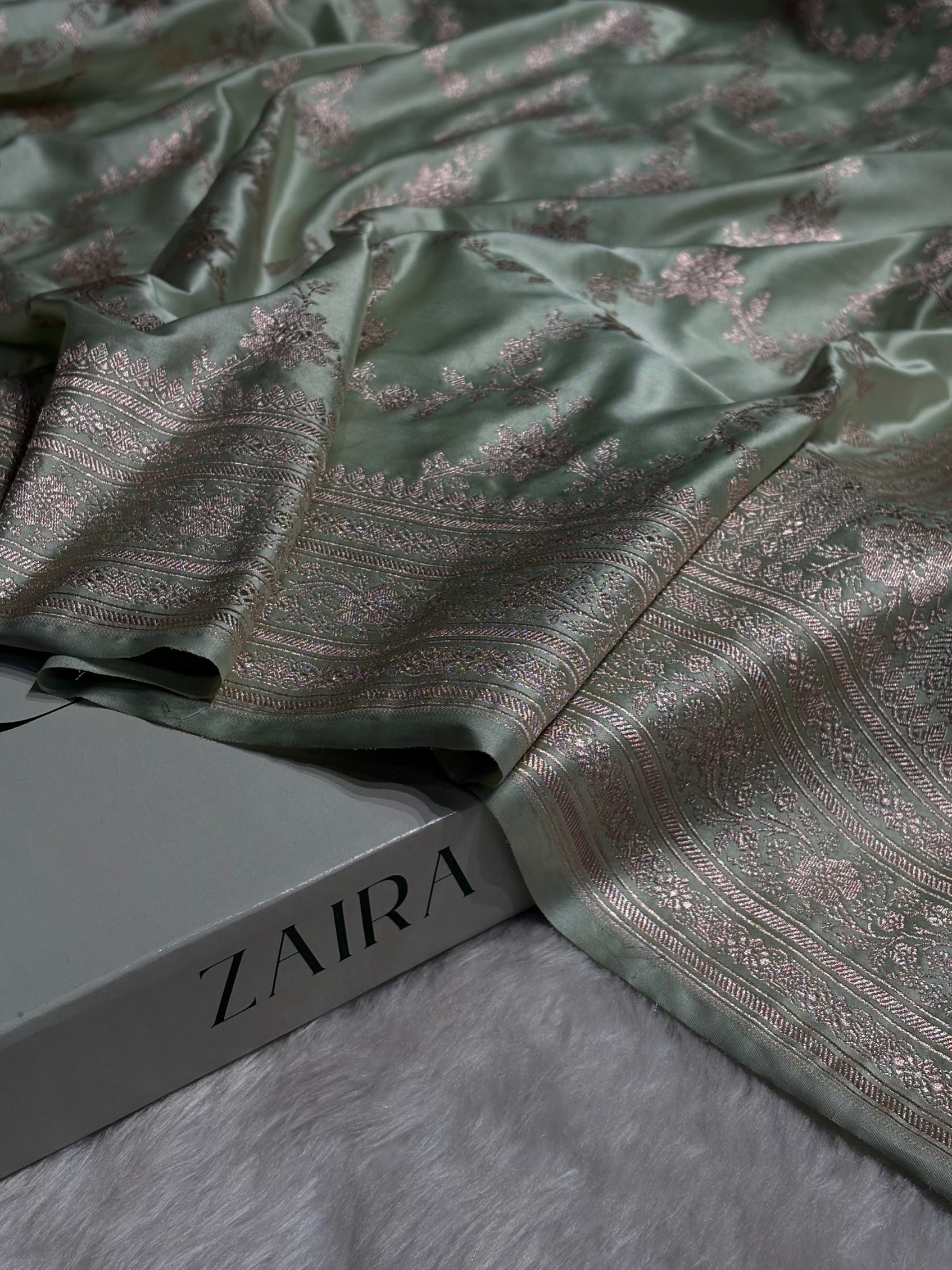 Pista Floral Jaal Mashru Silk Saree