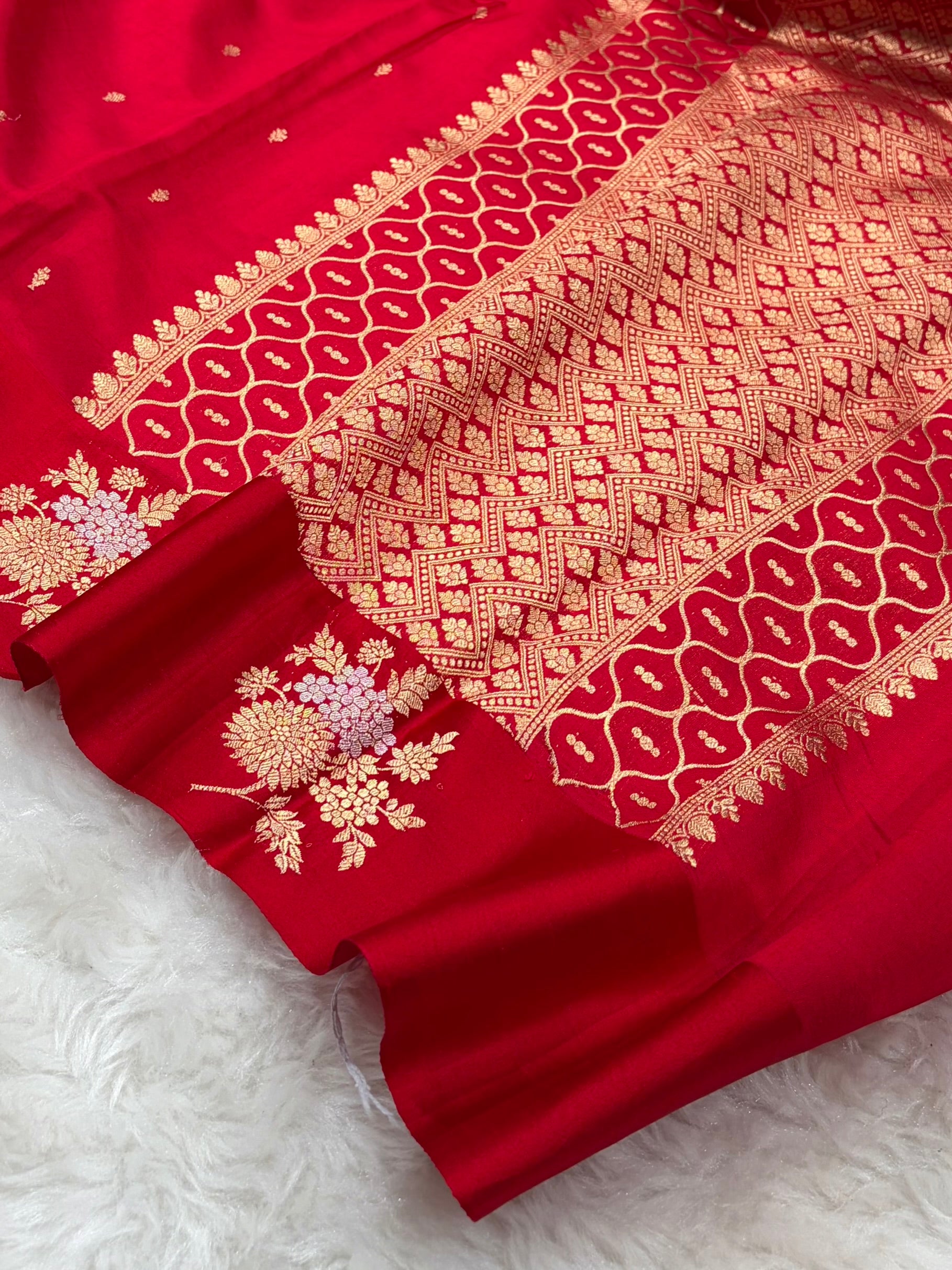 Banarasi Red Shades Meena Boota Handwoven Pure Paper Silk RM-72