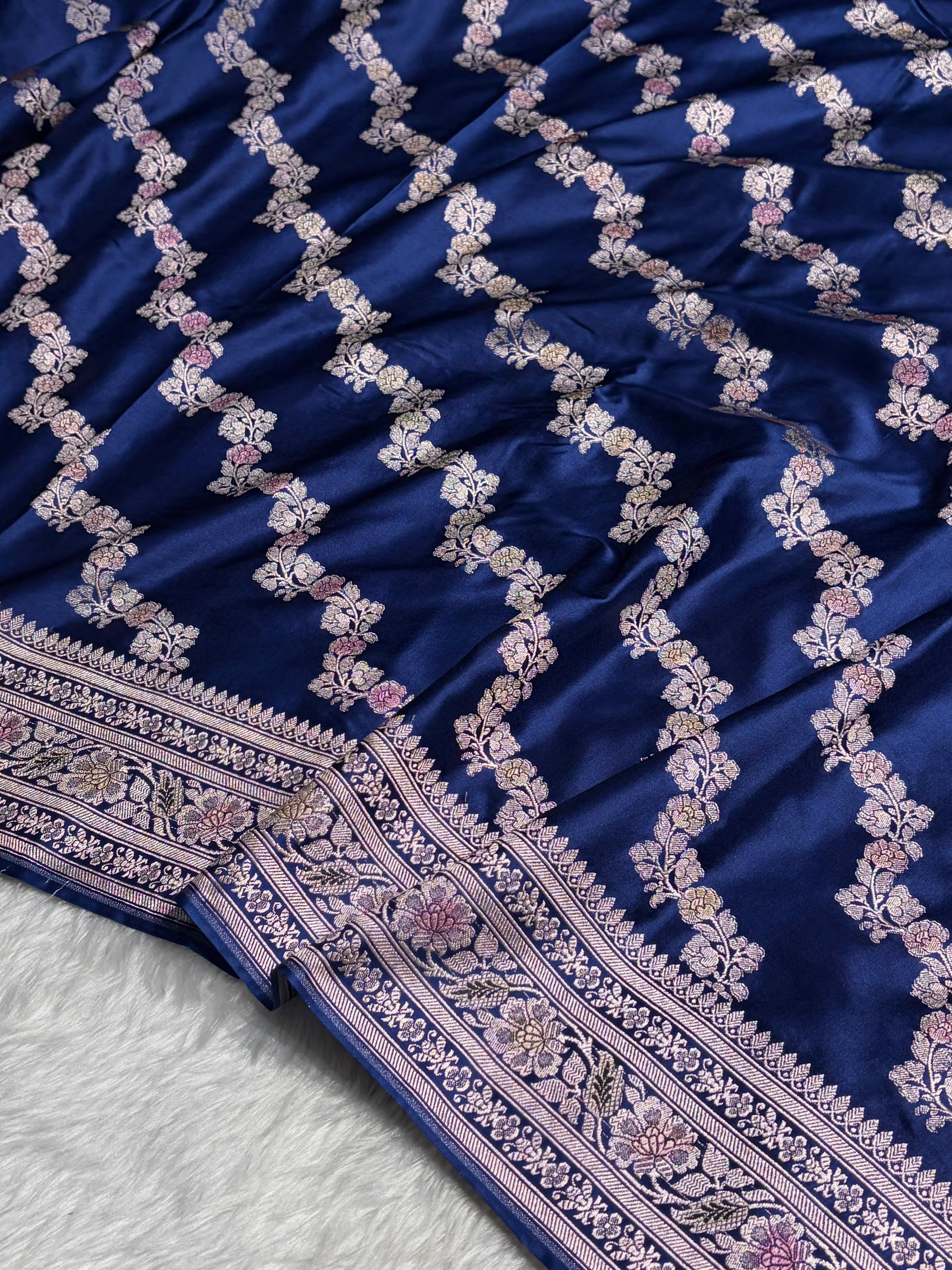 Royal Blue Shades Banarasi Minakari Mashru Silk Saree With Cross Pattern MS02