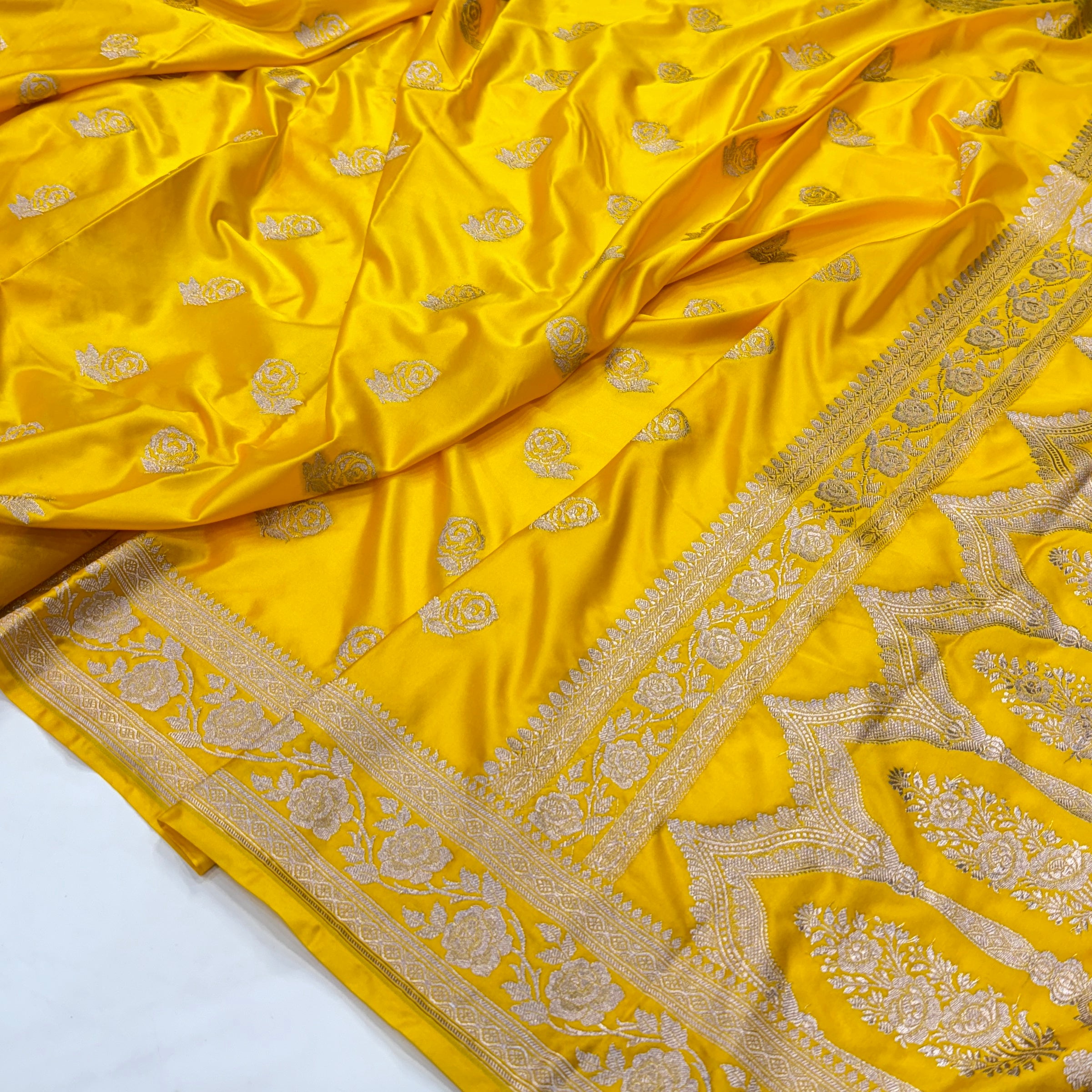 Yellow Rose Motif Mashru Silk Saree