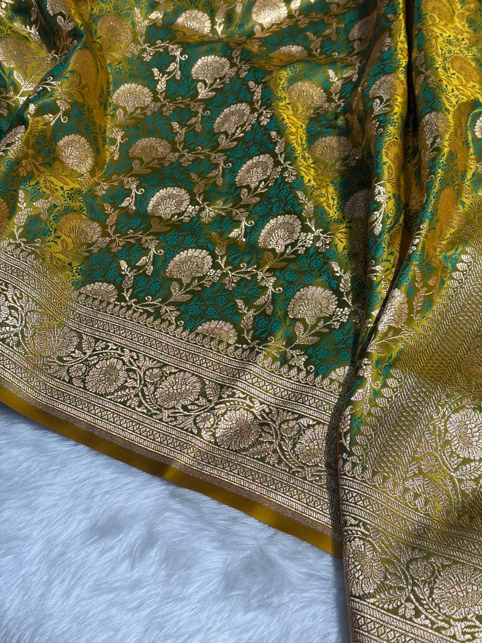 Liril Green With Green Tanchoi Satin Katan Silk Saree SKTM-05