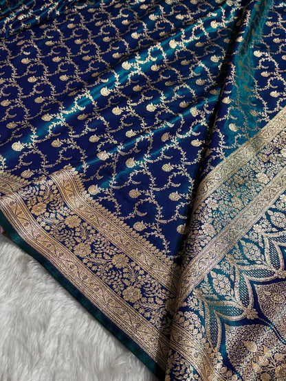 Peacock Shades Jaal Pattern Banarasi Satin Silk Saree SS43
