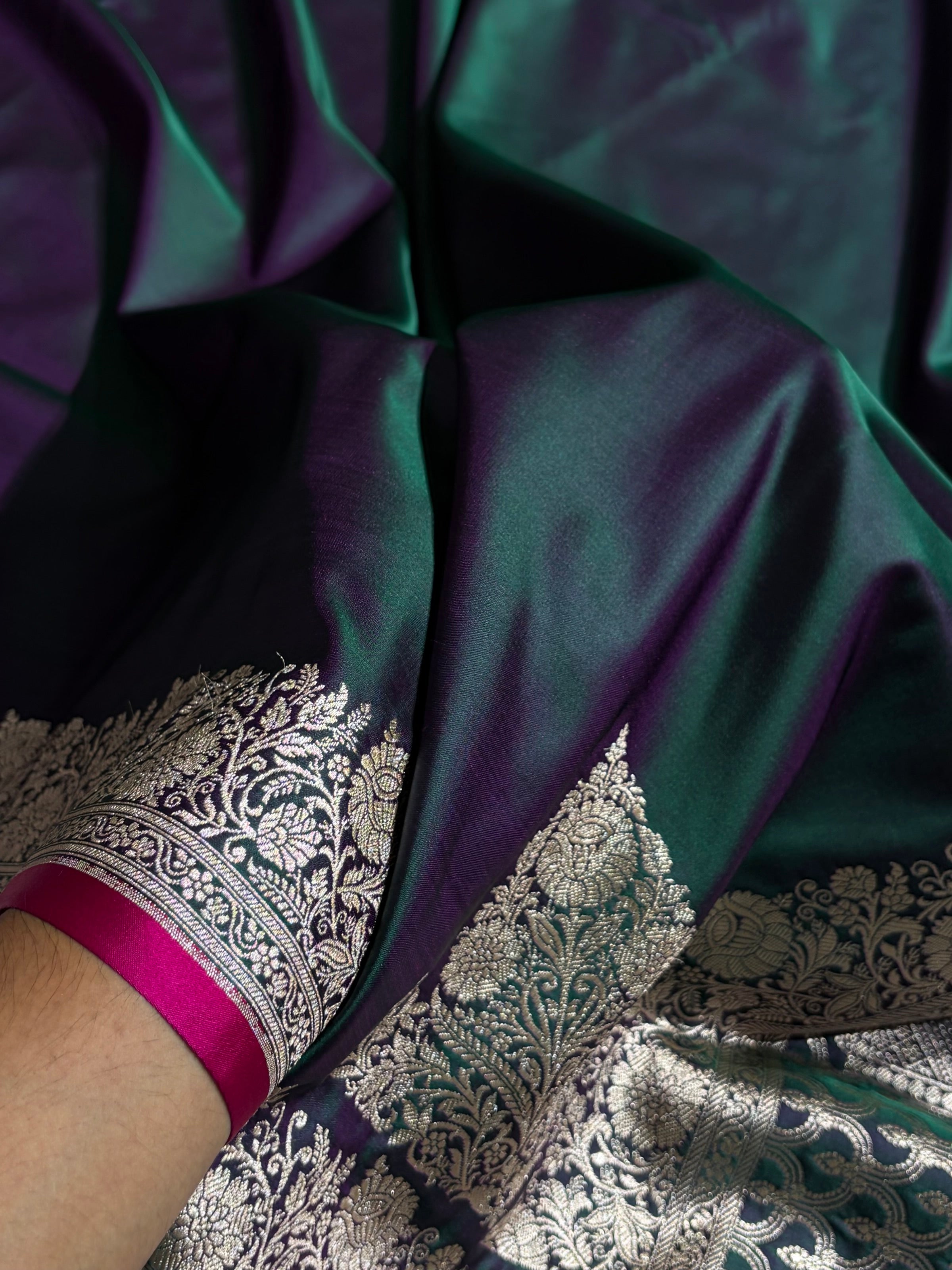 Cross Peacock Shade With Booti Pattern Mashru Silk Saree