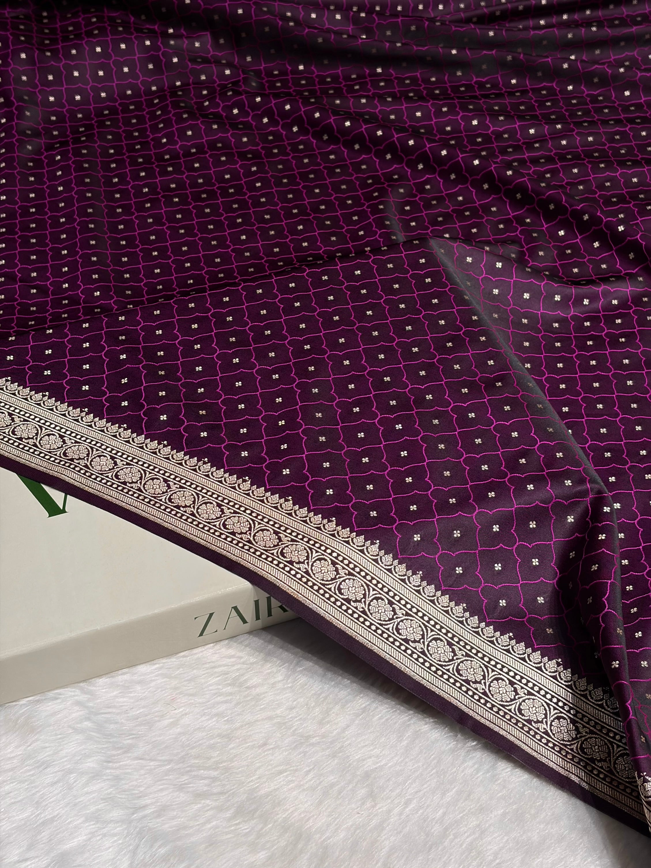 Dark Magenta Shades Tanchoi Motif Mashru Silk Saree MST-13