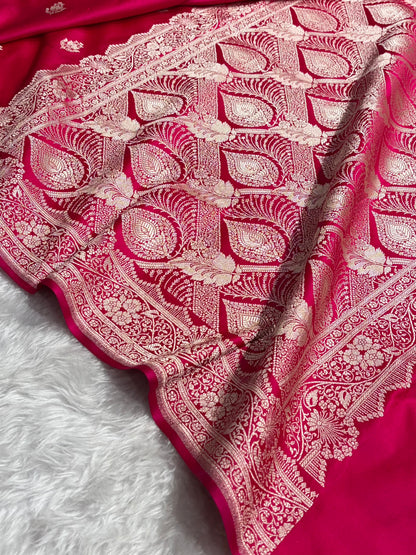 Cross Red Shades Banarasi Boota Pattern Floral Mashru Silk Saree MSM-111