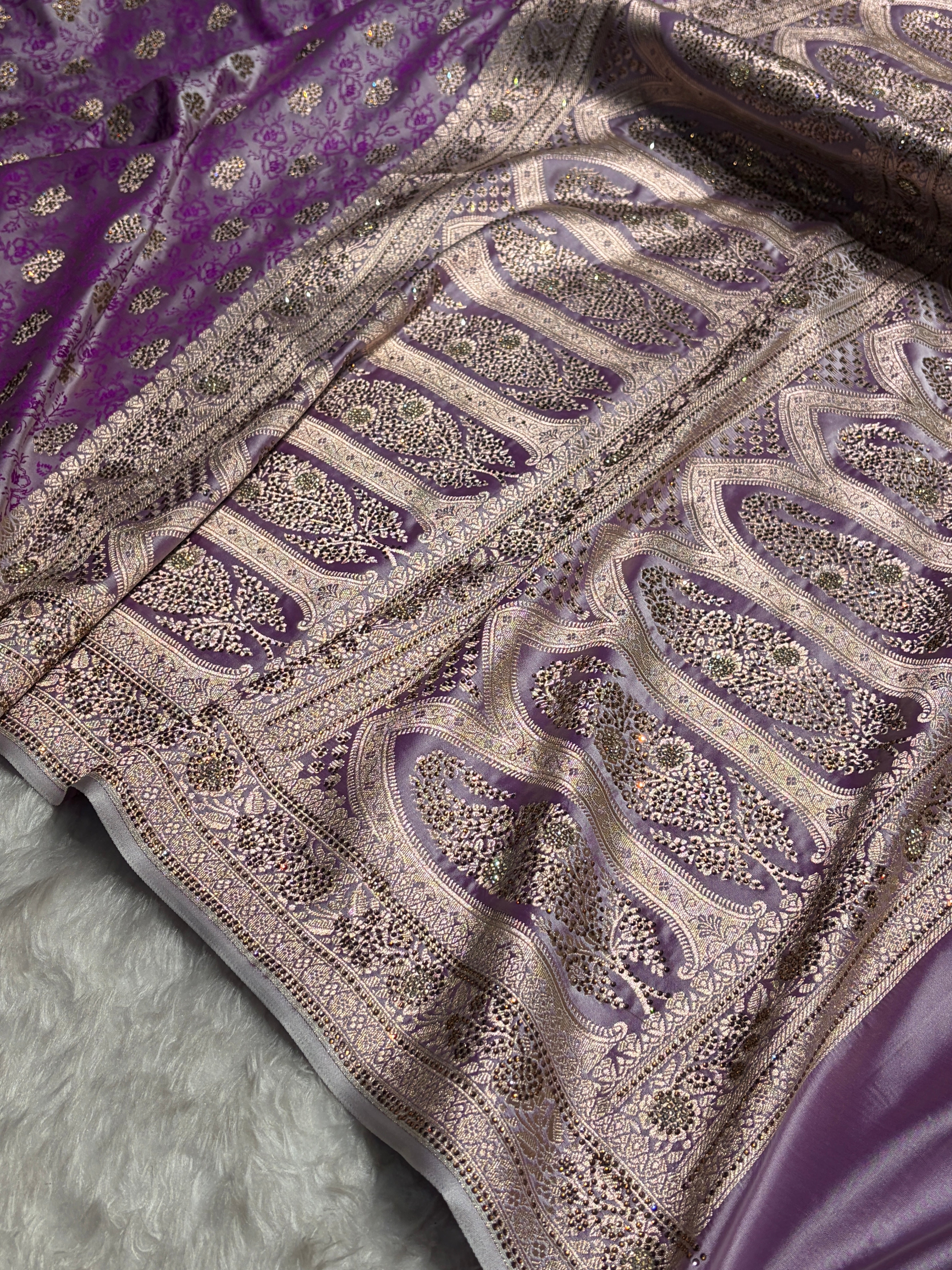 Banarasi Lavender Shades Tanchoi Motif With Swarovski Work Mashru Silk Saree BMST-10