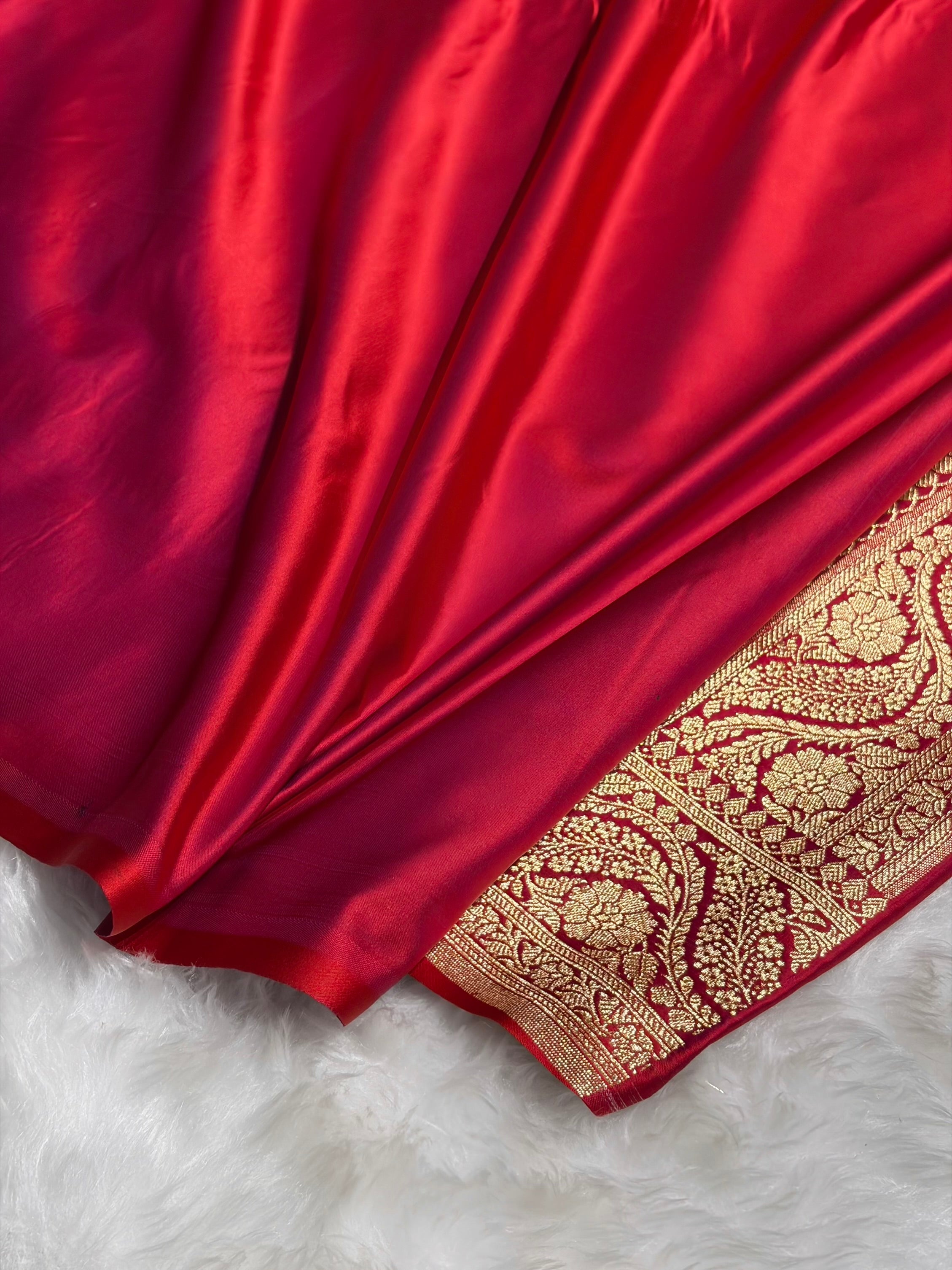 Magentic Red Floral Unique Boota Pattern Satin Katan Silk Saree SK73